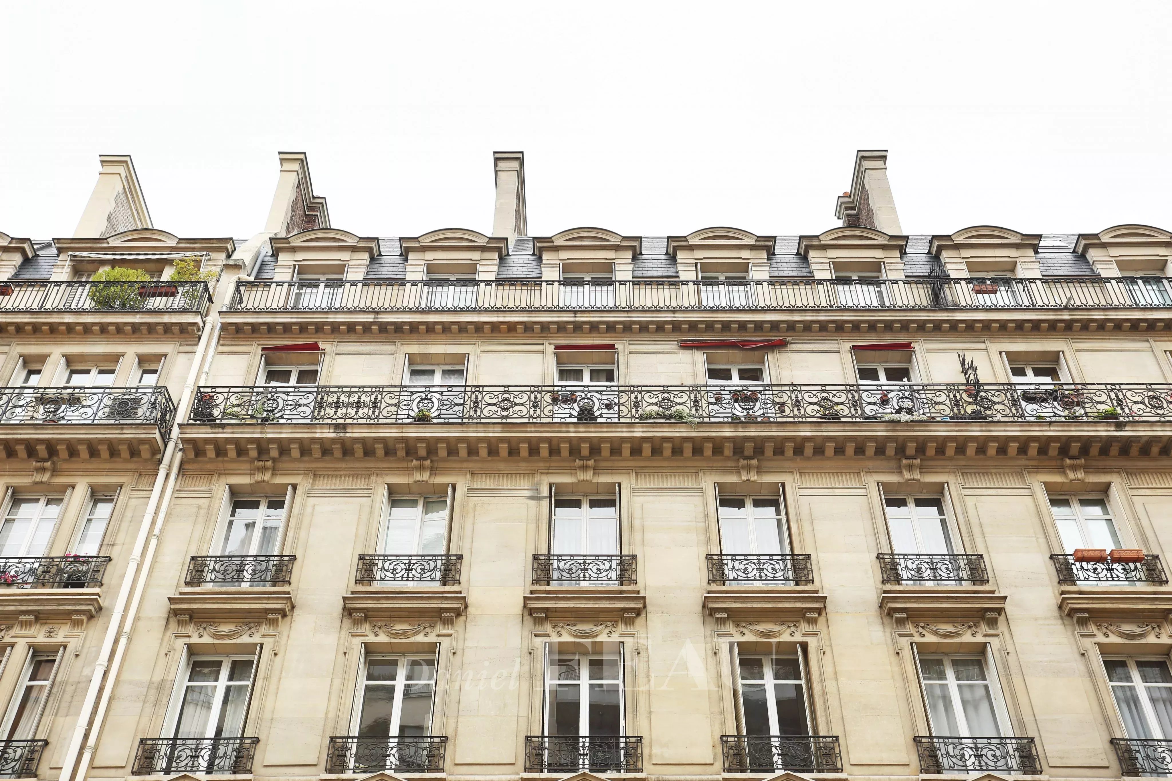 Location Appartement Paris 17ème