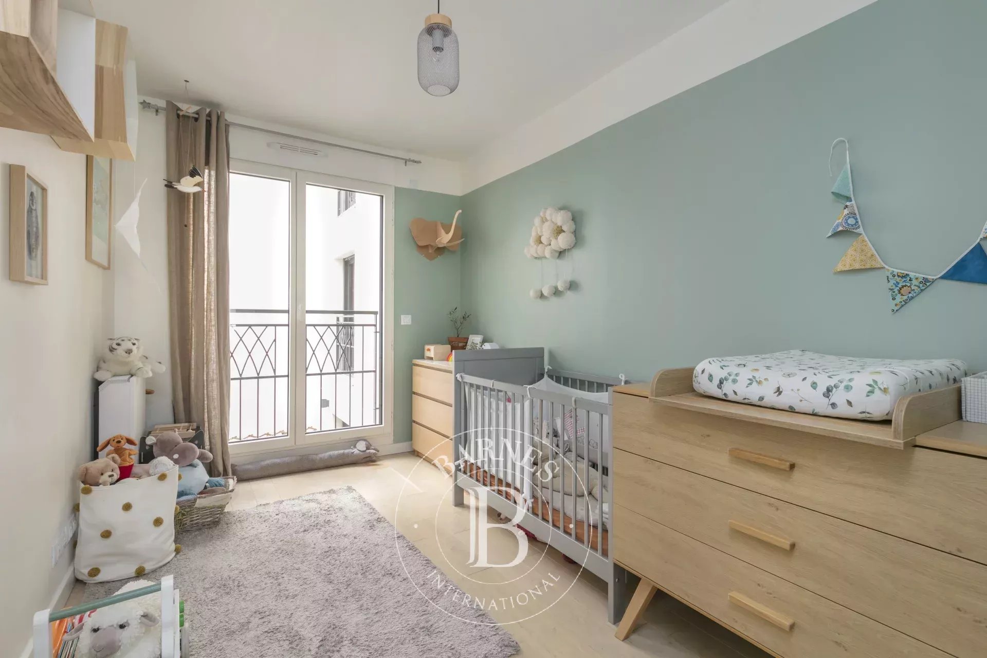 Daire Levallois-Perret - picture 9