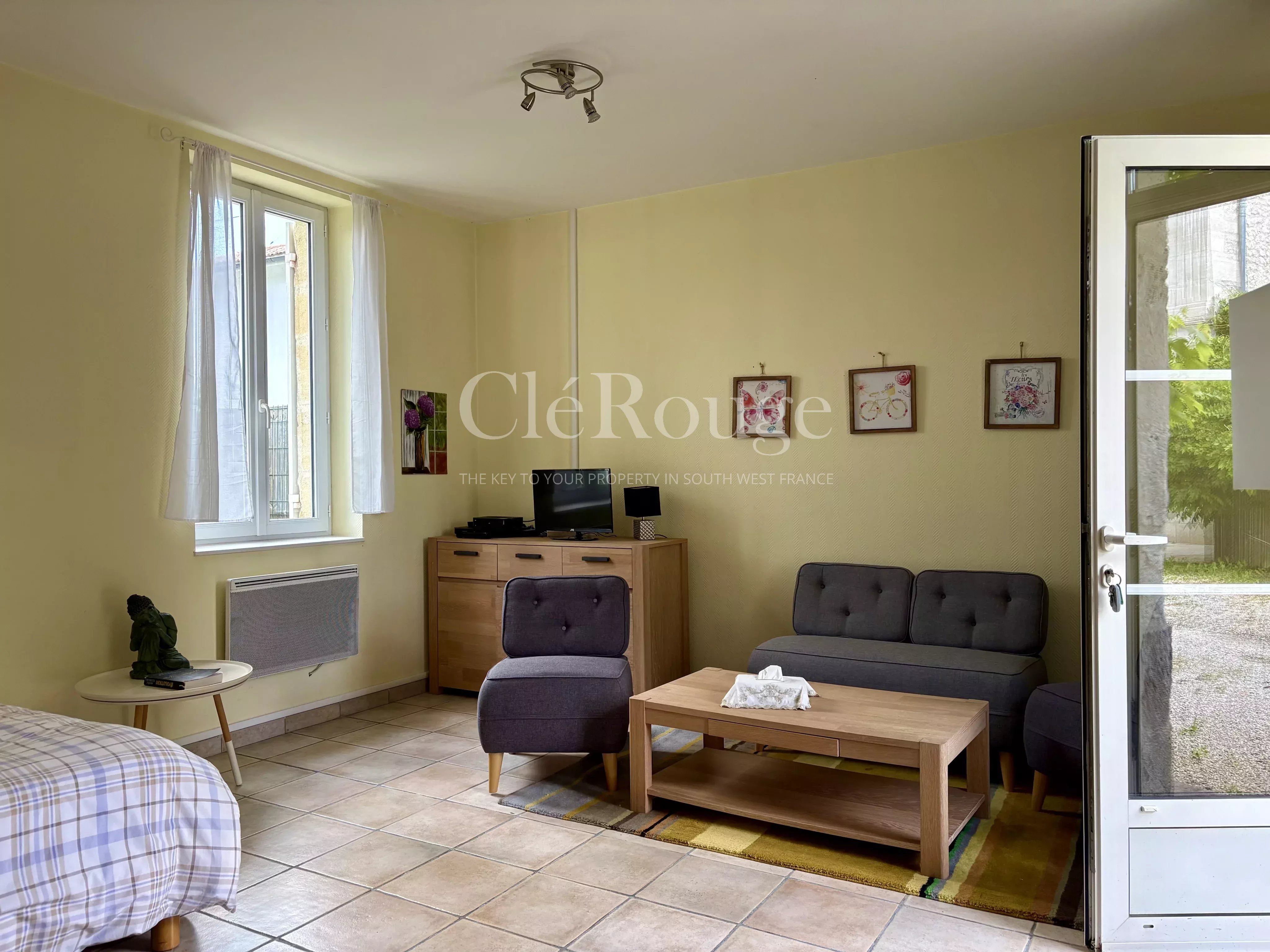 Au coeur d'Agen  Élégante demeure en pierre avec gîte, piscine et la liberté de créer, d'y vivre ou de louer.