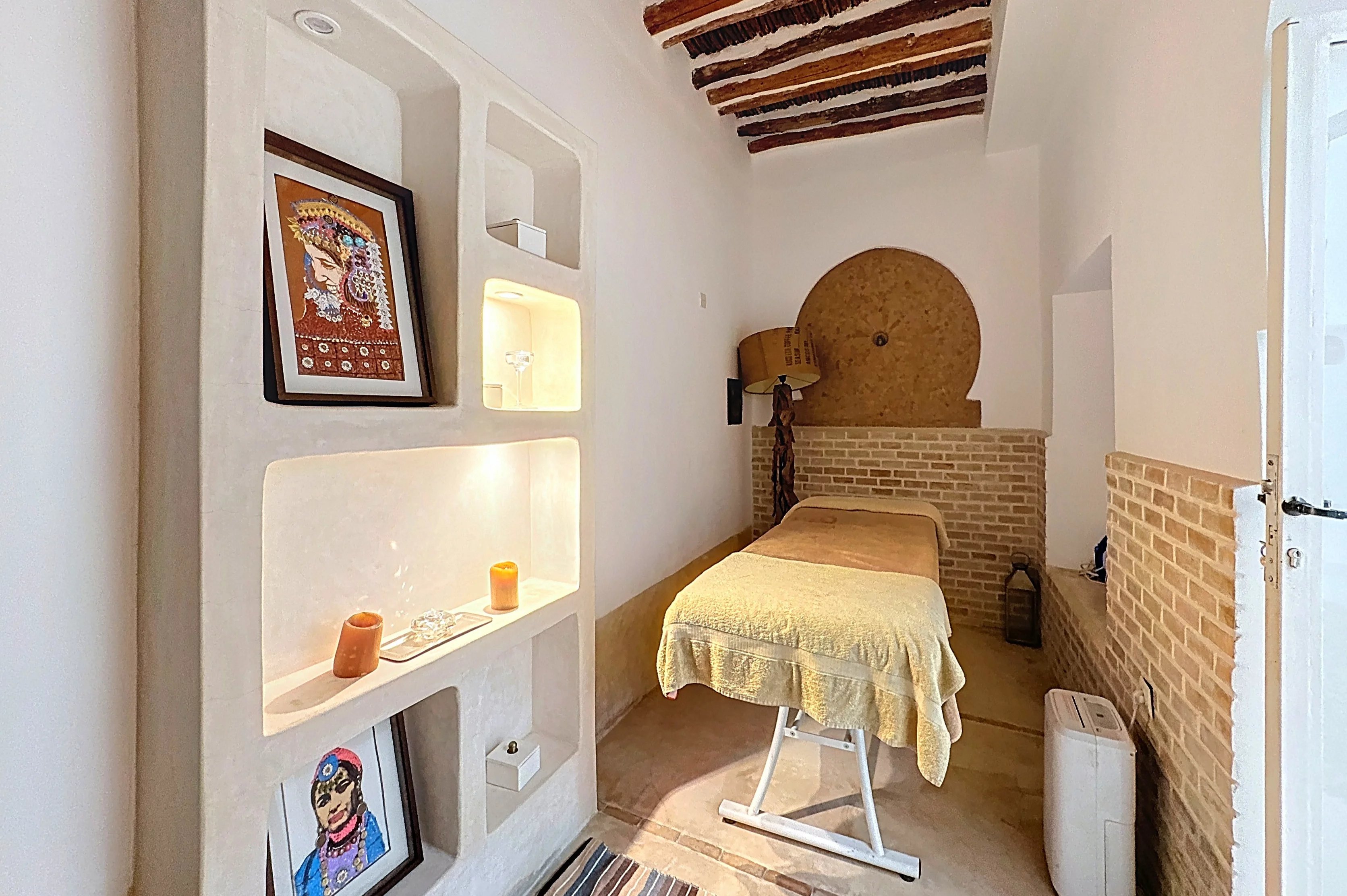 Riad Titré for Sale in Marrakech - Riad Zitoun | Rooftop, Spa & Premium Location