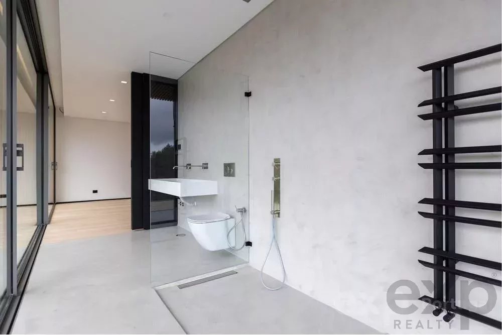 New detached house in an exclusive condominium of 4 luxurious units. 85506671 image 35