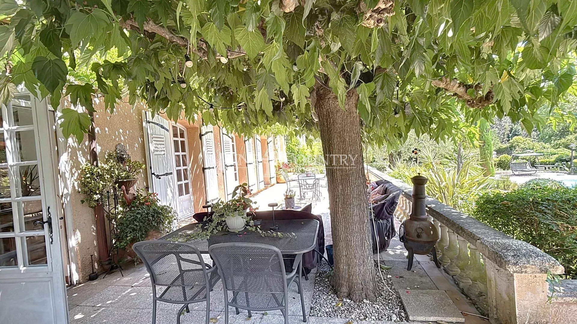 Photo of Provençal villa for sale in Auribeau-sur-Siagne