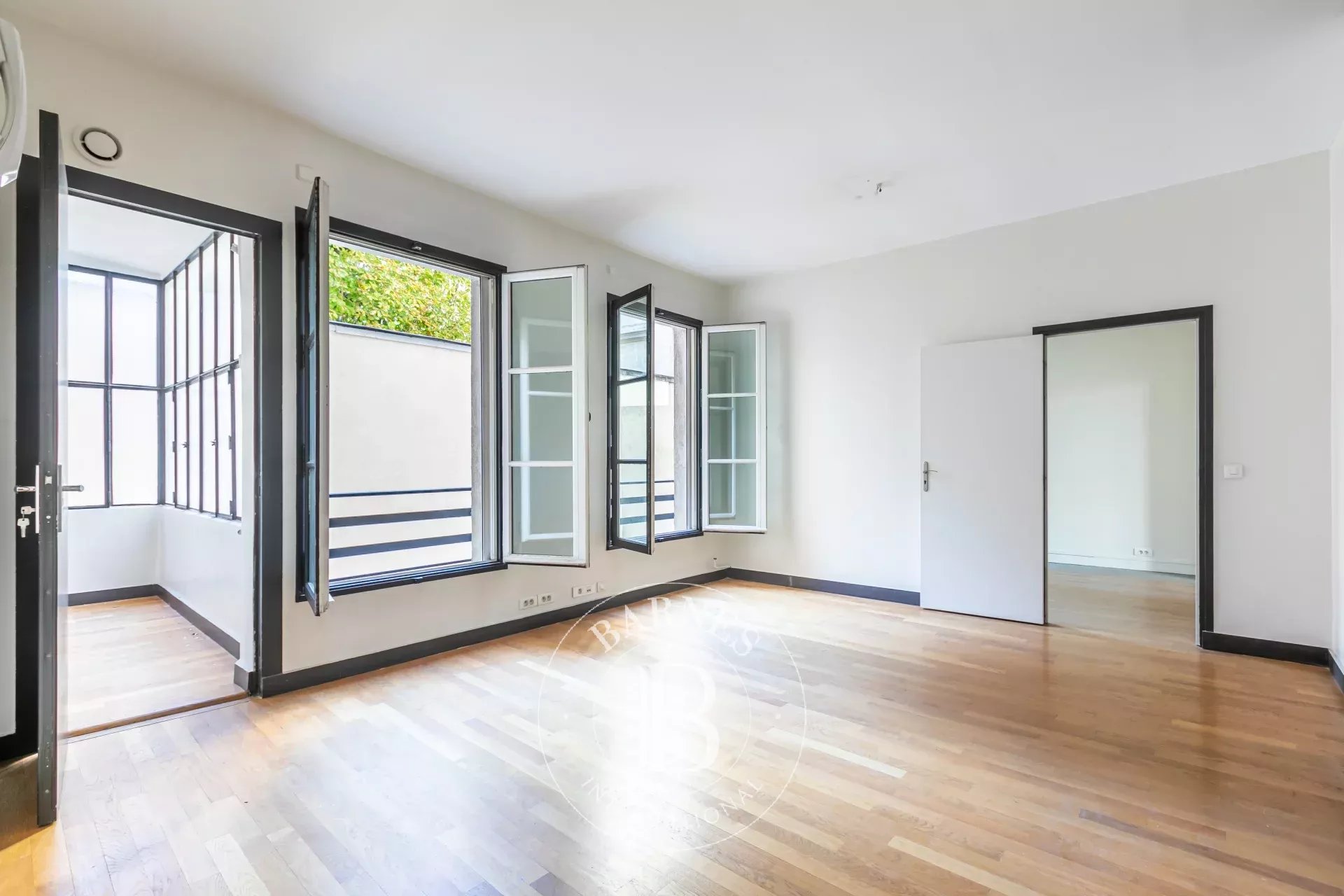 Daire Paris 8ème - picture 9