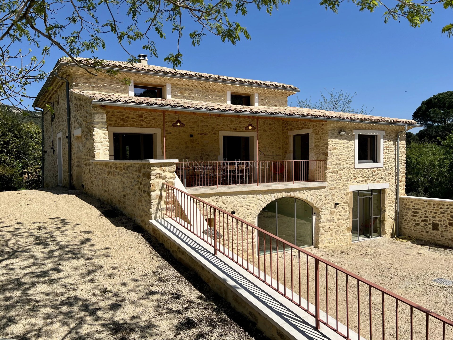 6 Bedroom Villa/Townhouse's Image 14