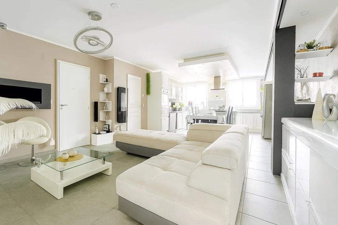 Saint Laurent Du Var -  4 Pièces