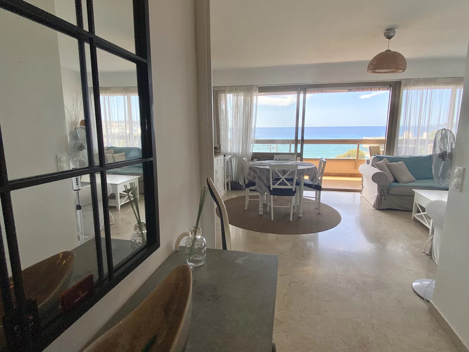VENTE EXCLUSIVITE 2 PIECES VUE MER