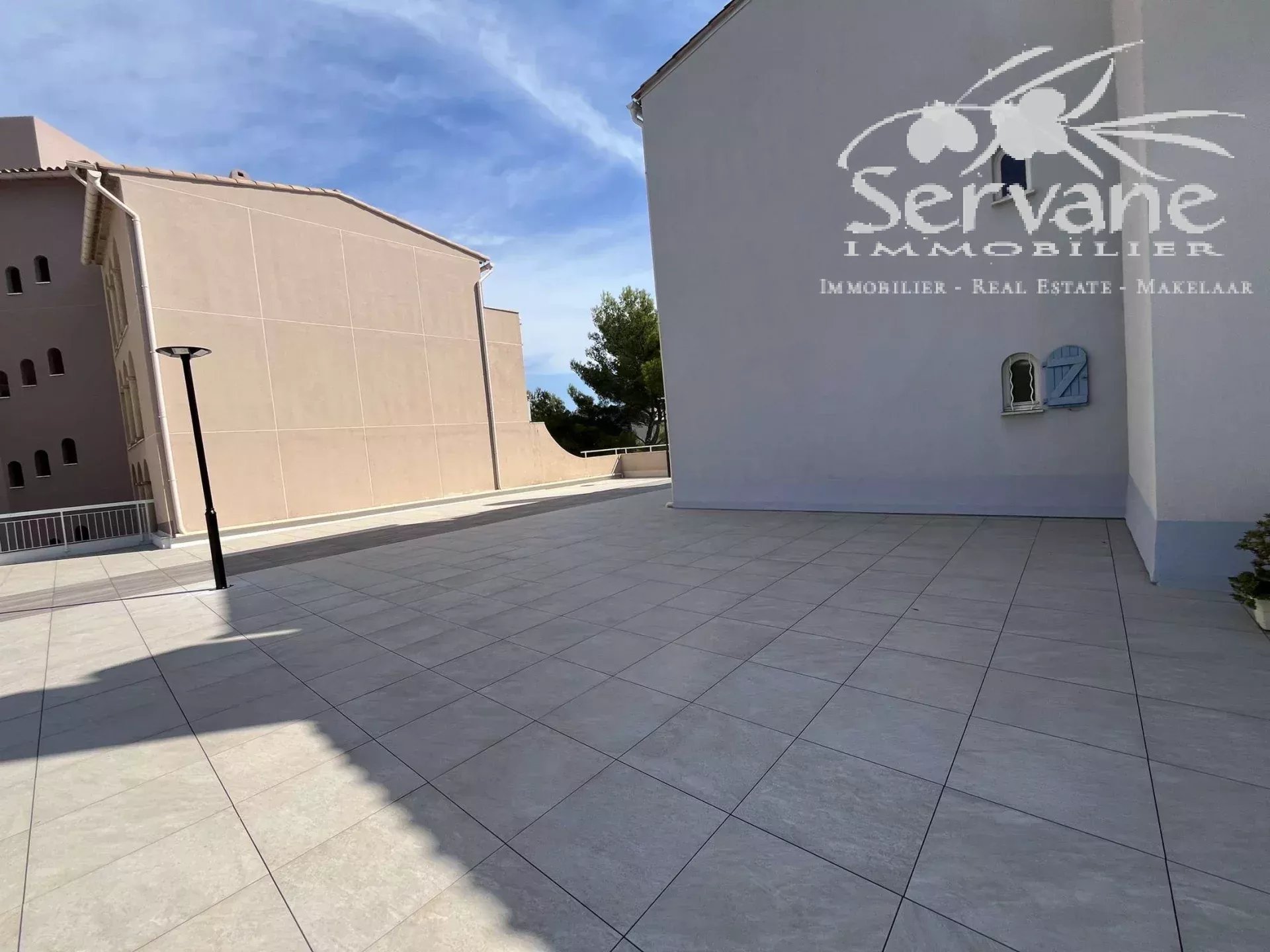 CAVALAIRE 2 BEDROOMS APPARTMENT
