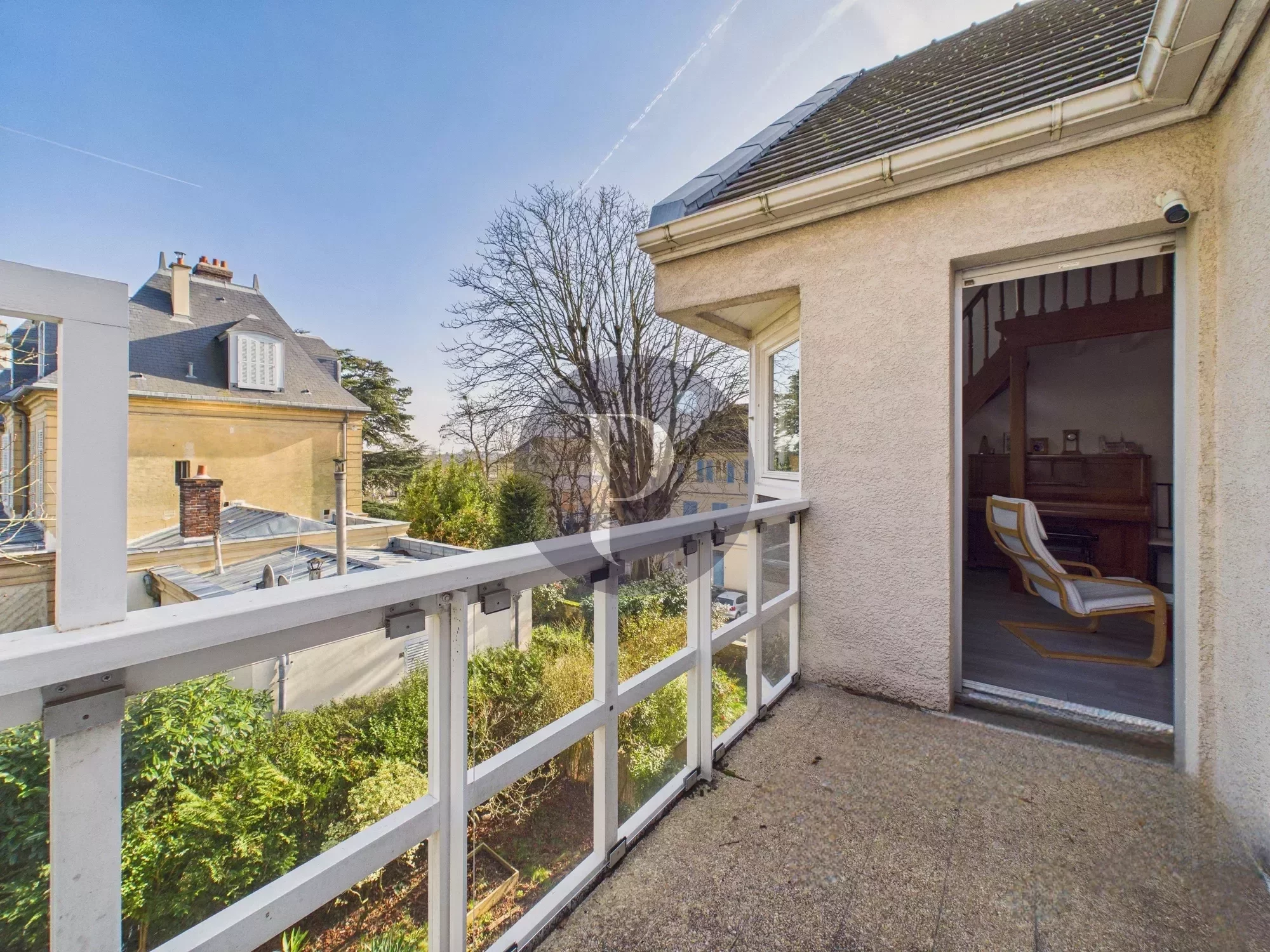 vente-duplex-6-pieces-verrieres-le-buisson-86759337