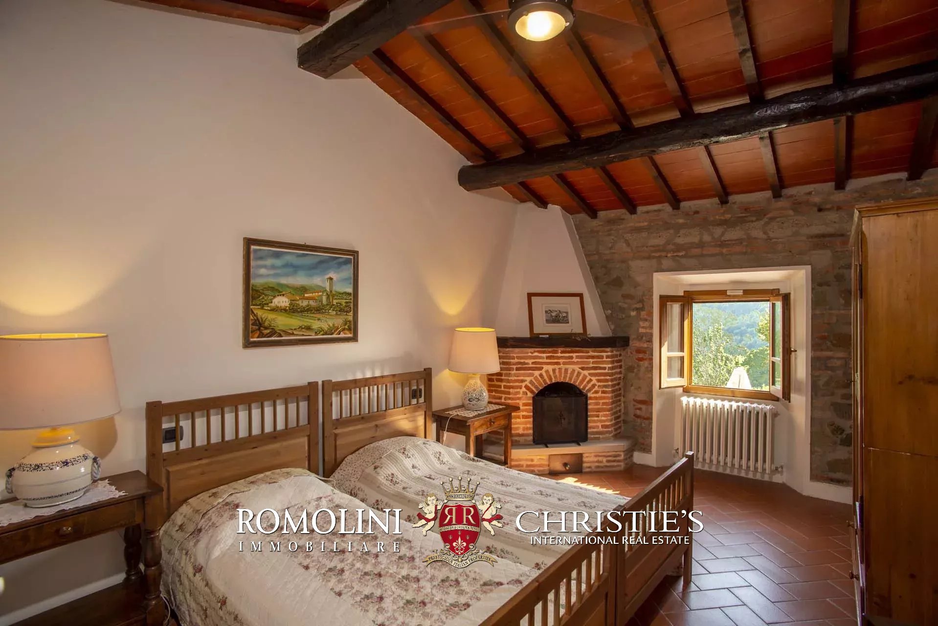 4 Bedroom Vineyard's Image 34