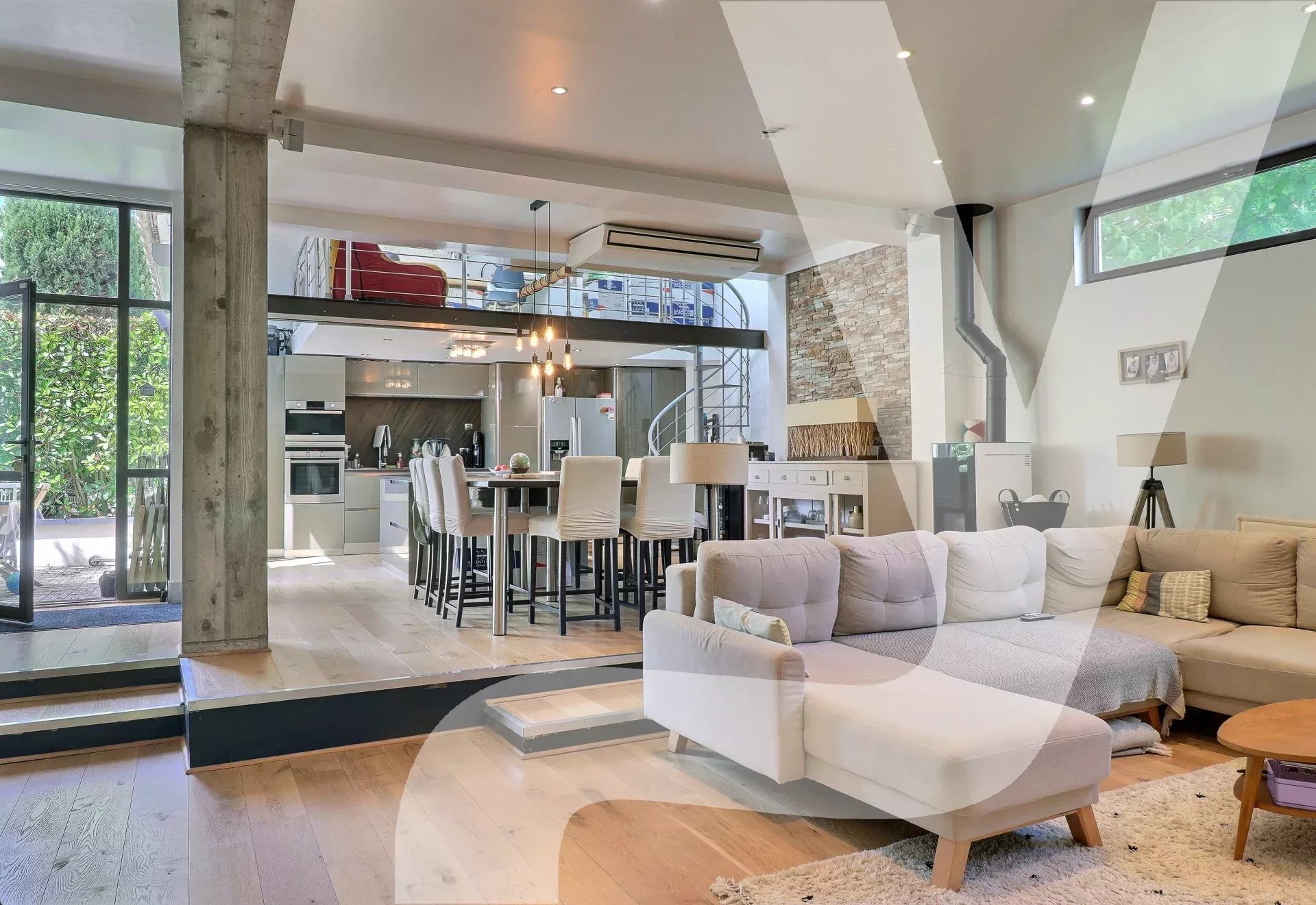 Agence immobilière de 