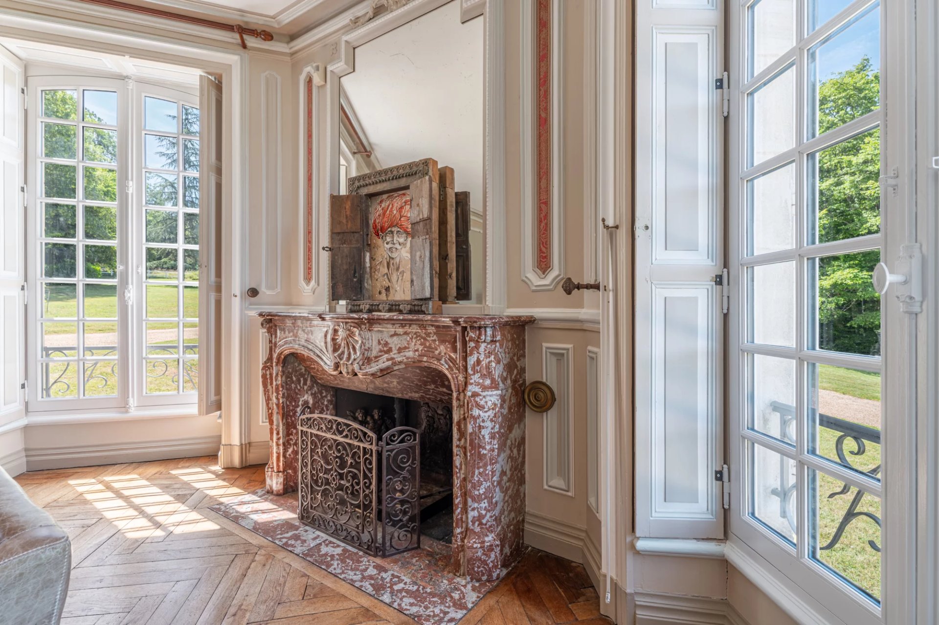 16 Bedroom Chateau's Image 14