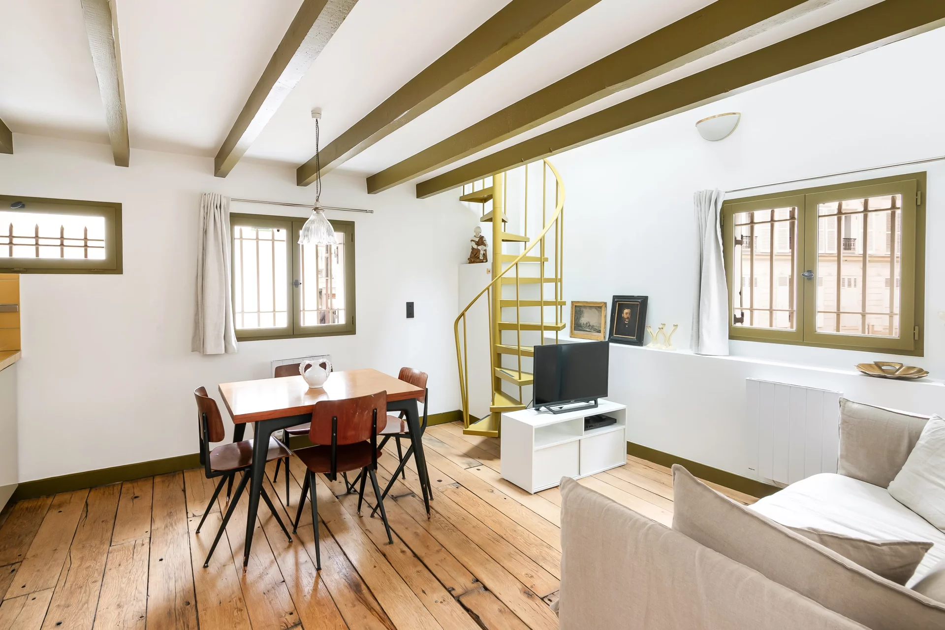 Paris 18e - MONTMARTRE / ABBESSES