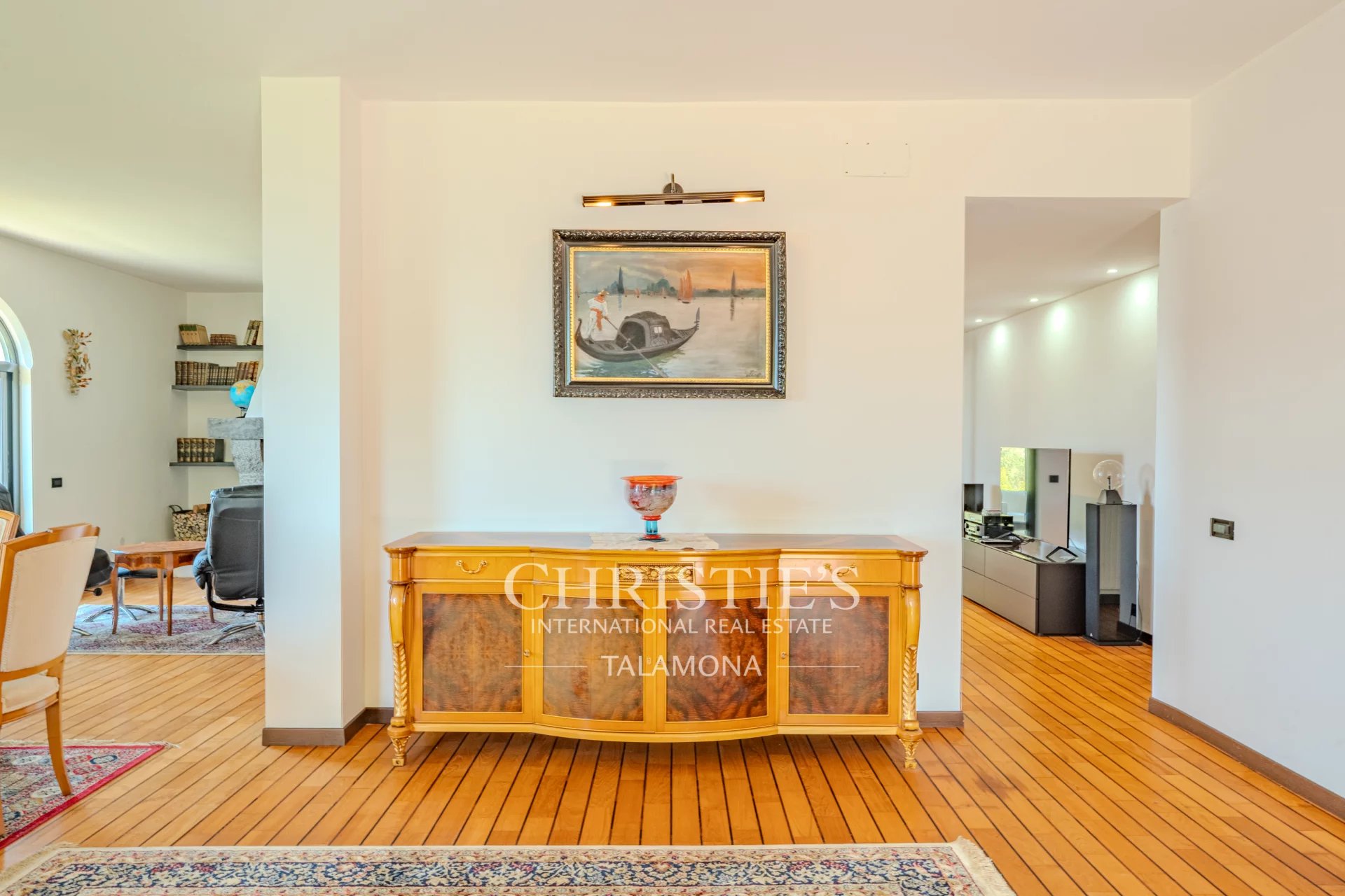 Villa/Townhouse's Image 11