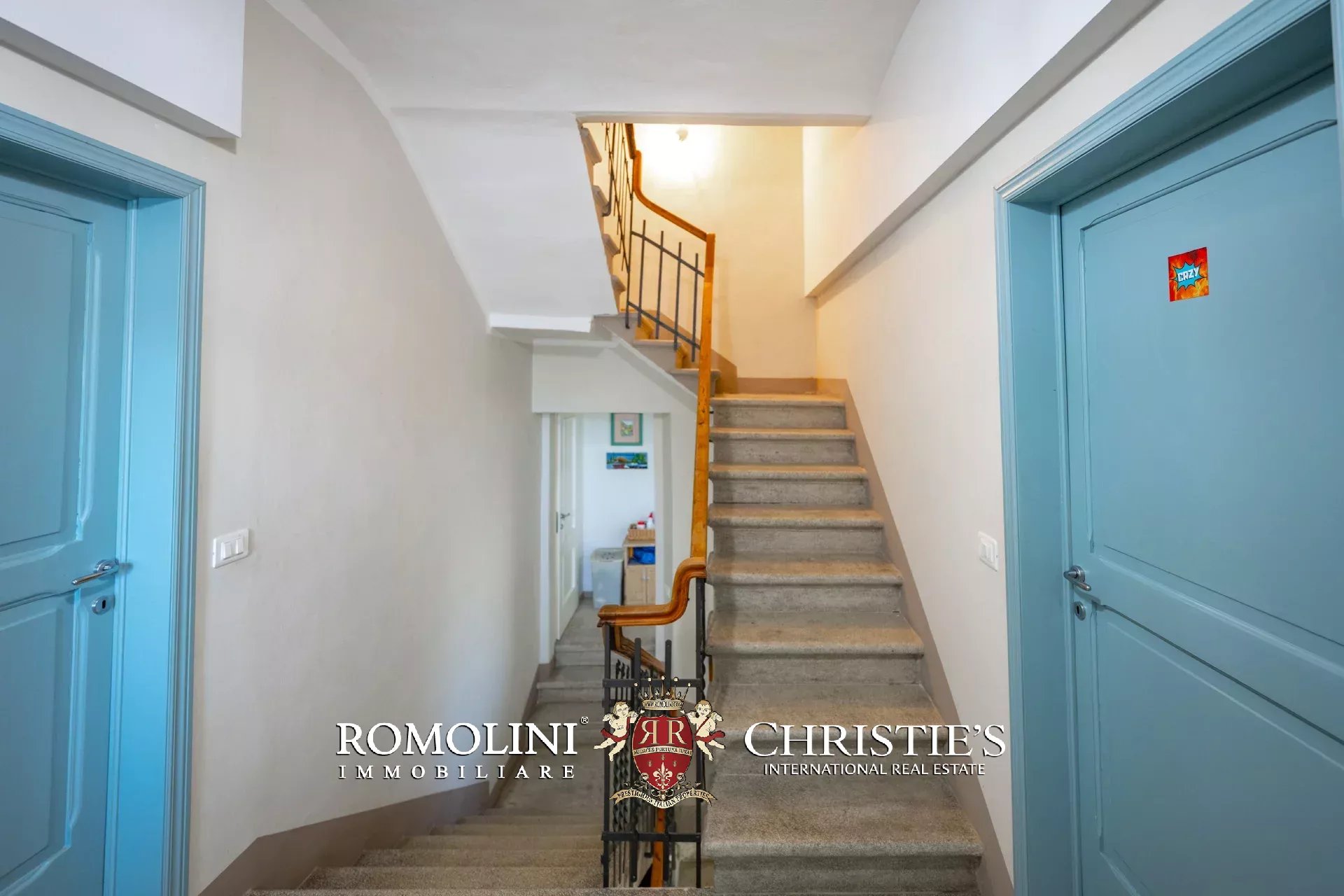 5 Bedroom Villa/Townhouse's Image 23