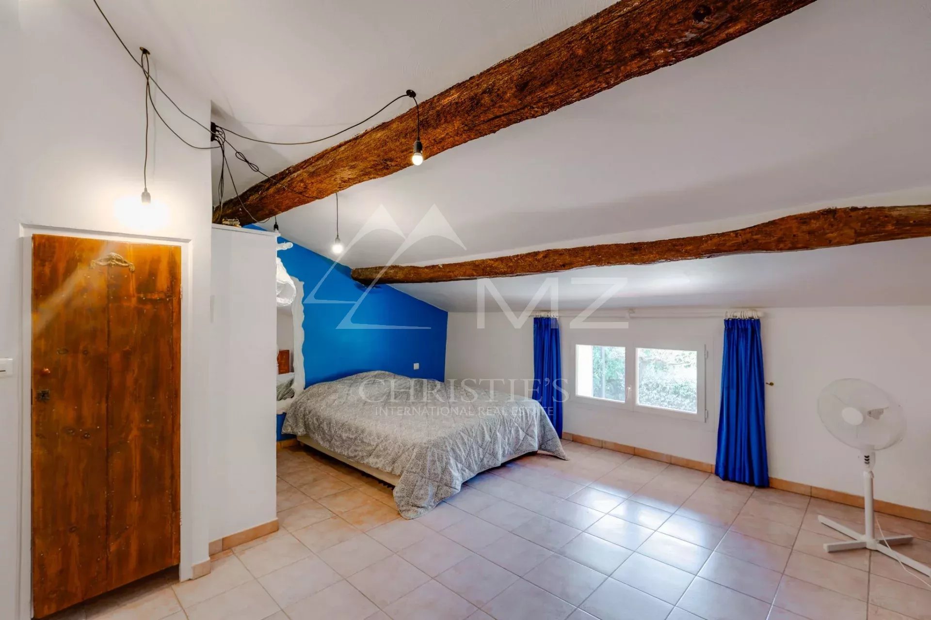 7 Bedroom Villa/Townhouse's Image 5