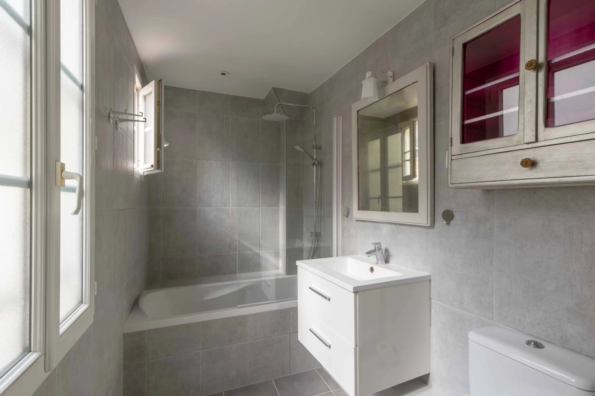 Sale Apartment Paris 3rd
