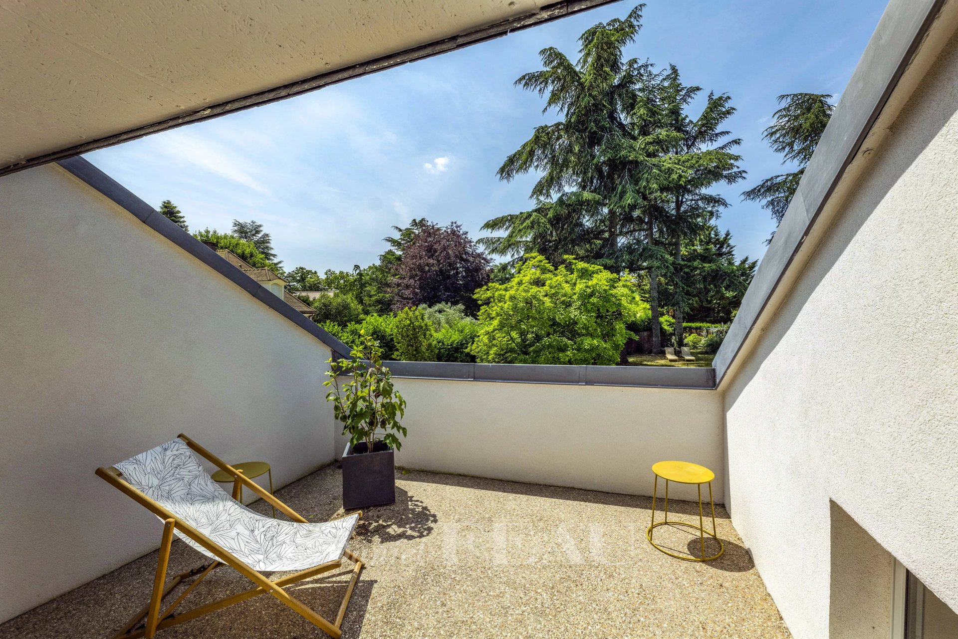 5 Bedroom Villa/Townhouse's Image 24
