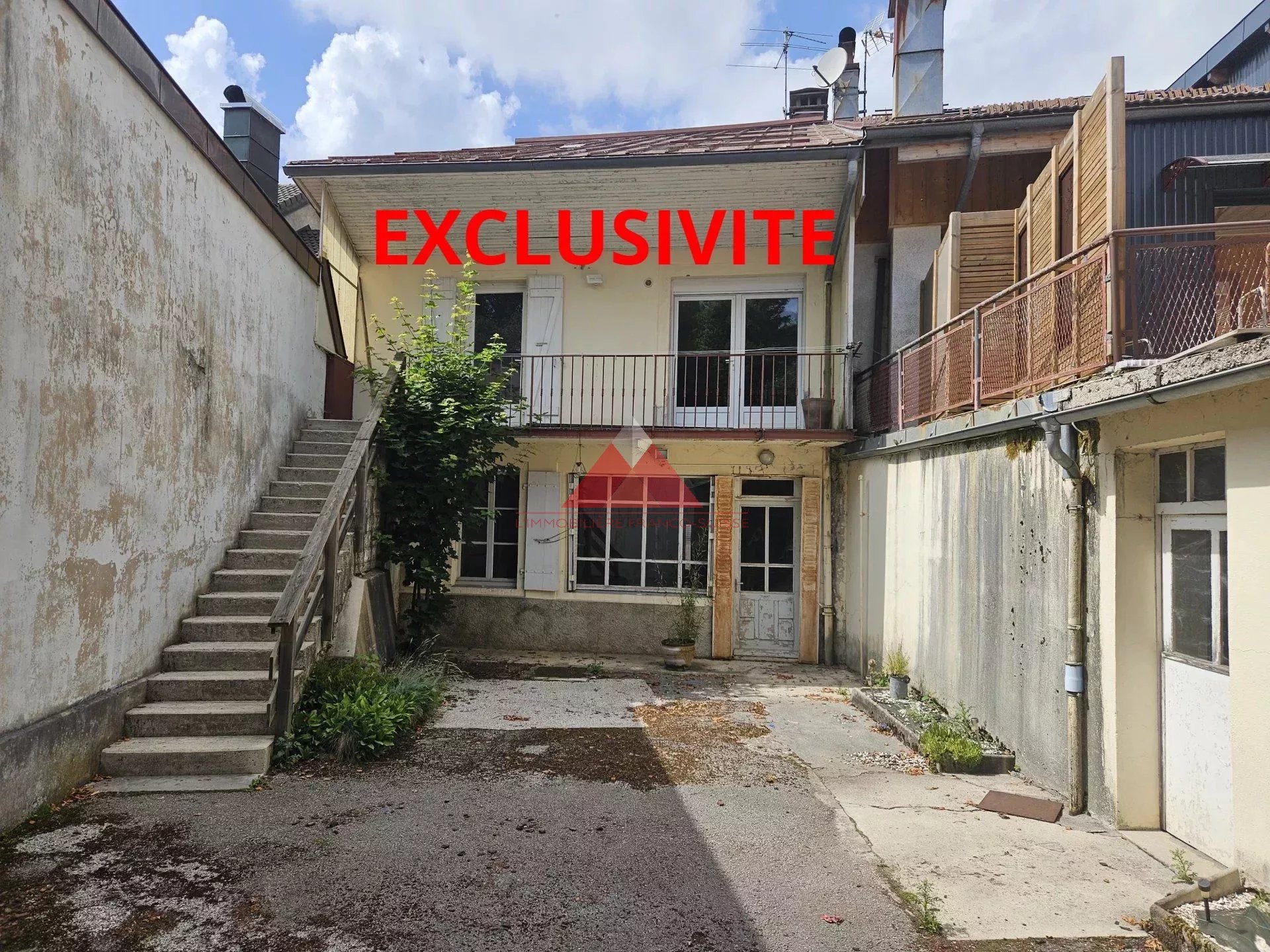 Agence immobilière de 