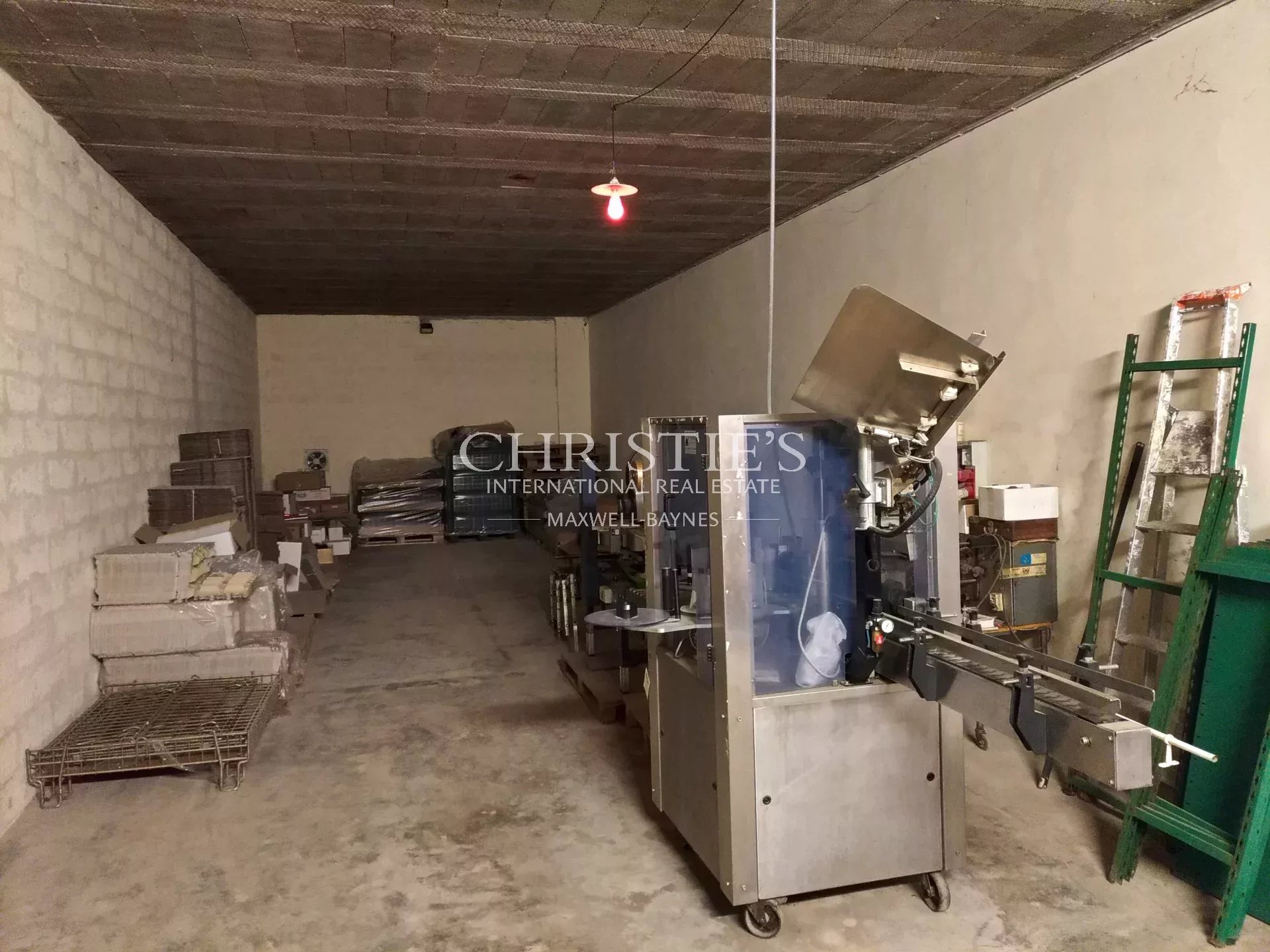 12 Bedroom Vineyard's Image 19