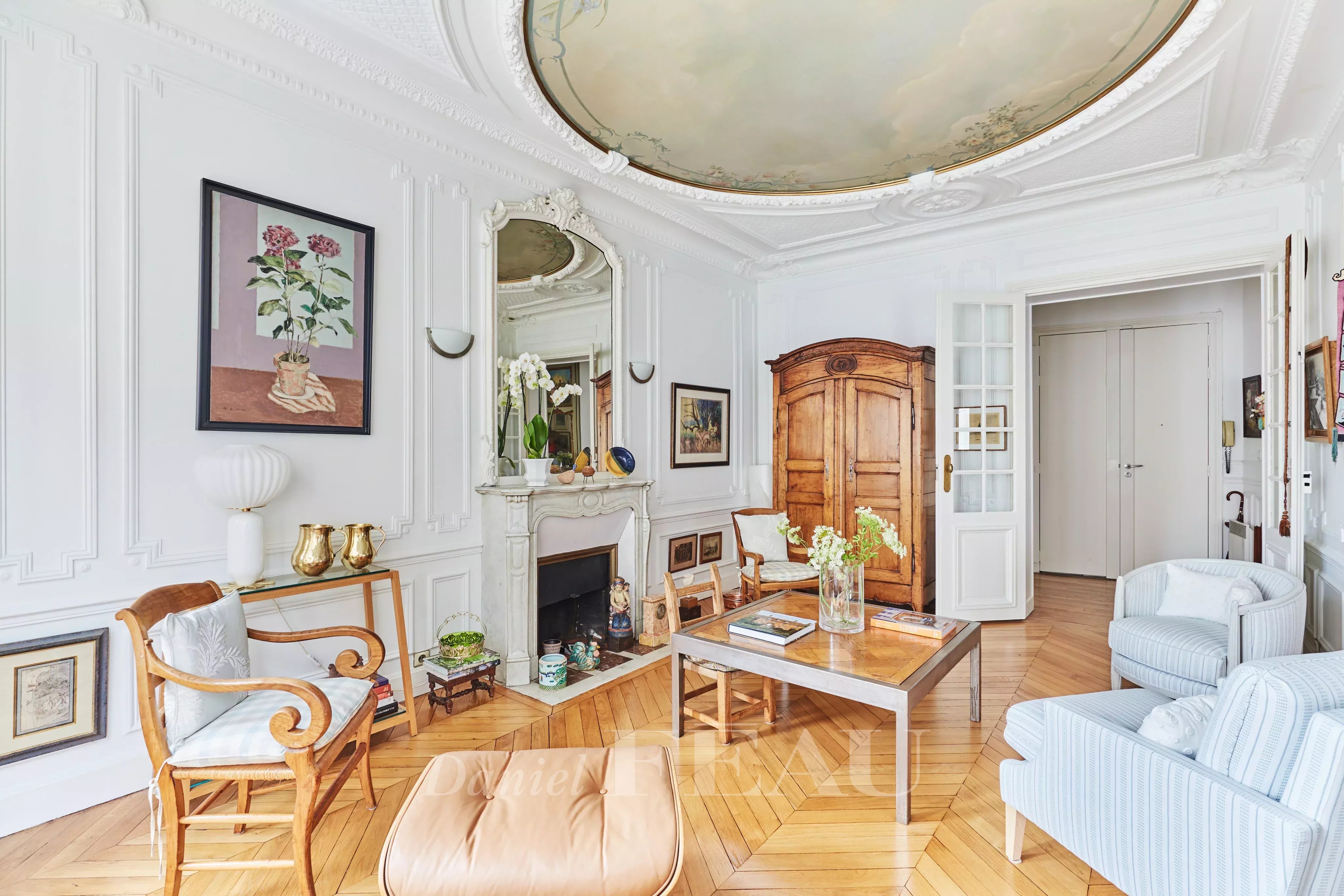 Sale Apartment Paris 17th