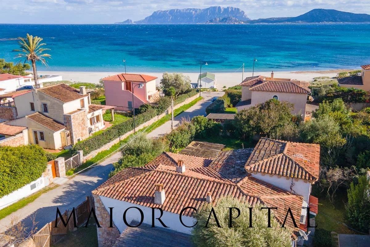 Pittulongu | Elegante villa con giardino privato a pochi passi dal mare