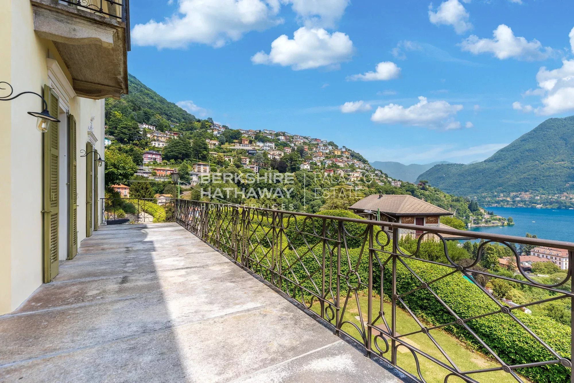 Elegante Dimora Liberty di Rappresentanza con Vista su Villa d’Este a Cernobbio, Lago di Como