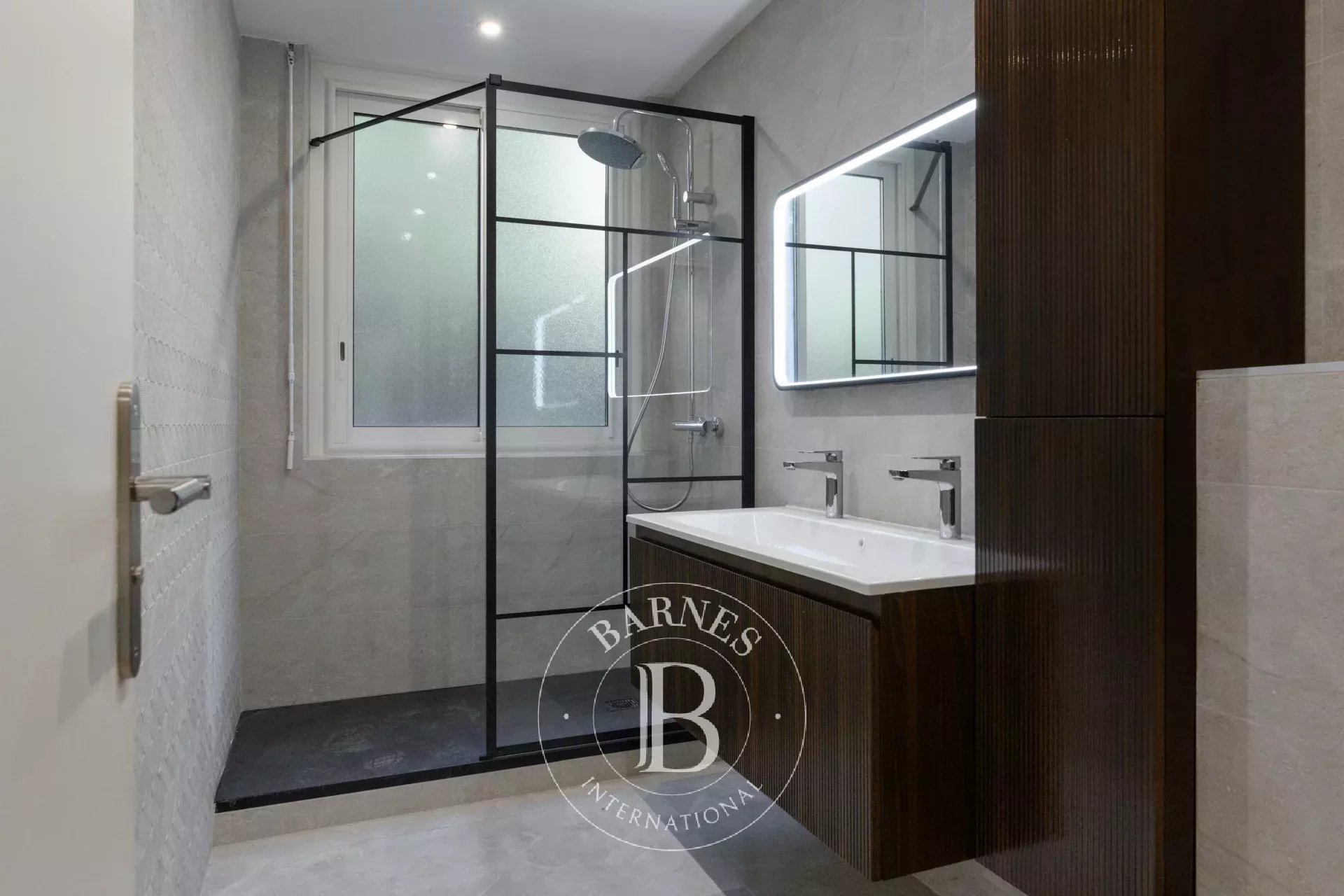 Daire Marseille 8ème - picture 15