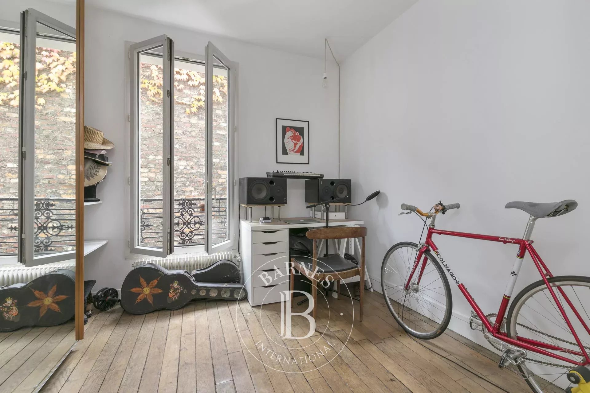 Daire Paris 18ème - picture 12