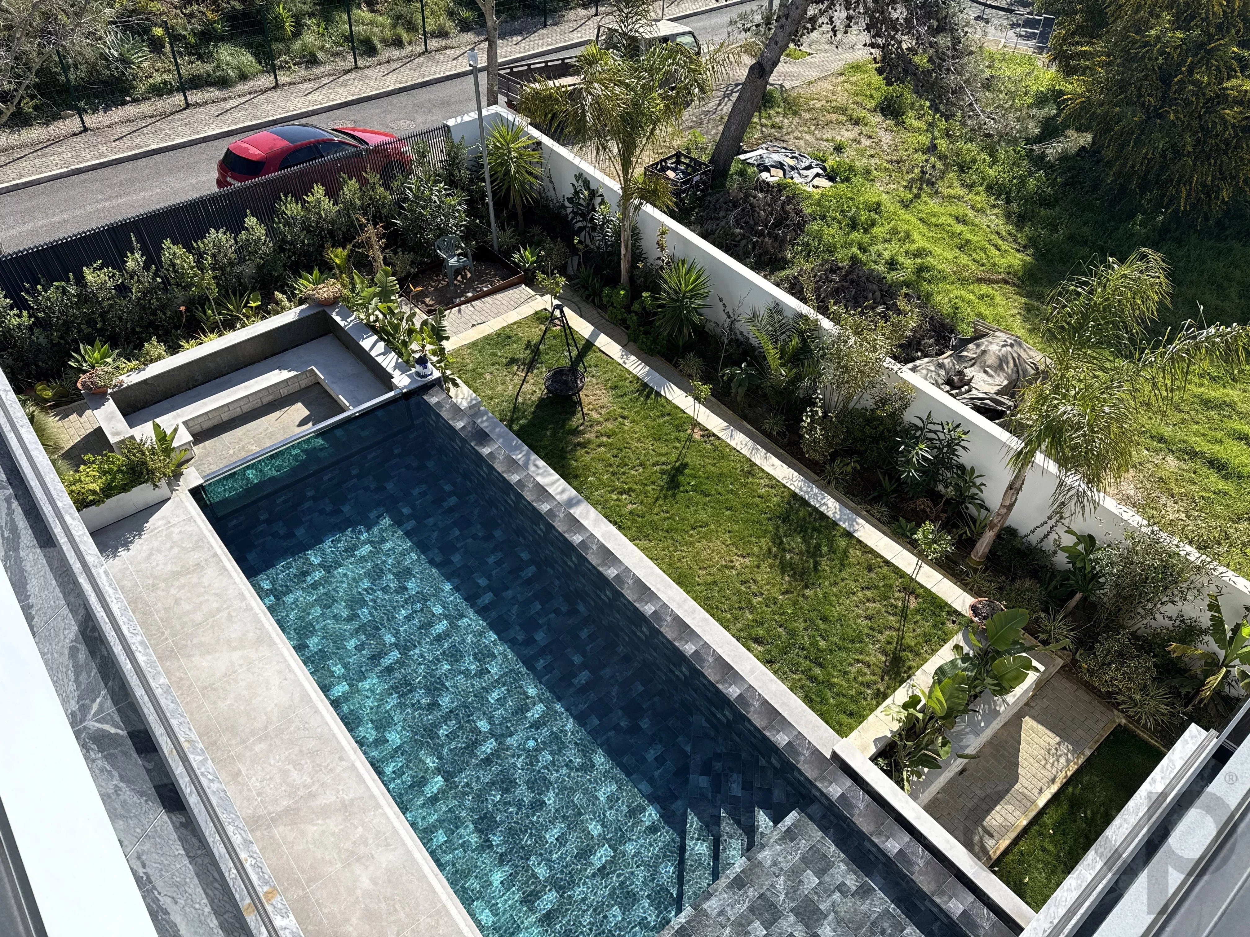Luxury Single Home in Estoril Golf - 3 Suites with Private Resort 86843974 image 8
