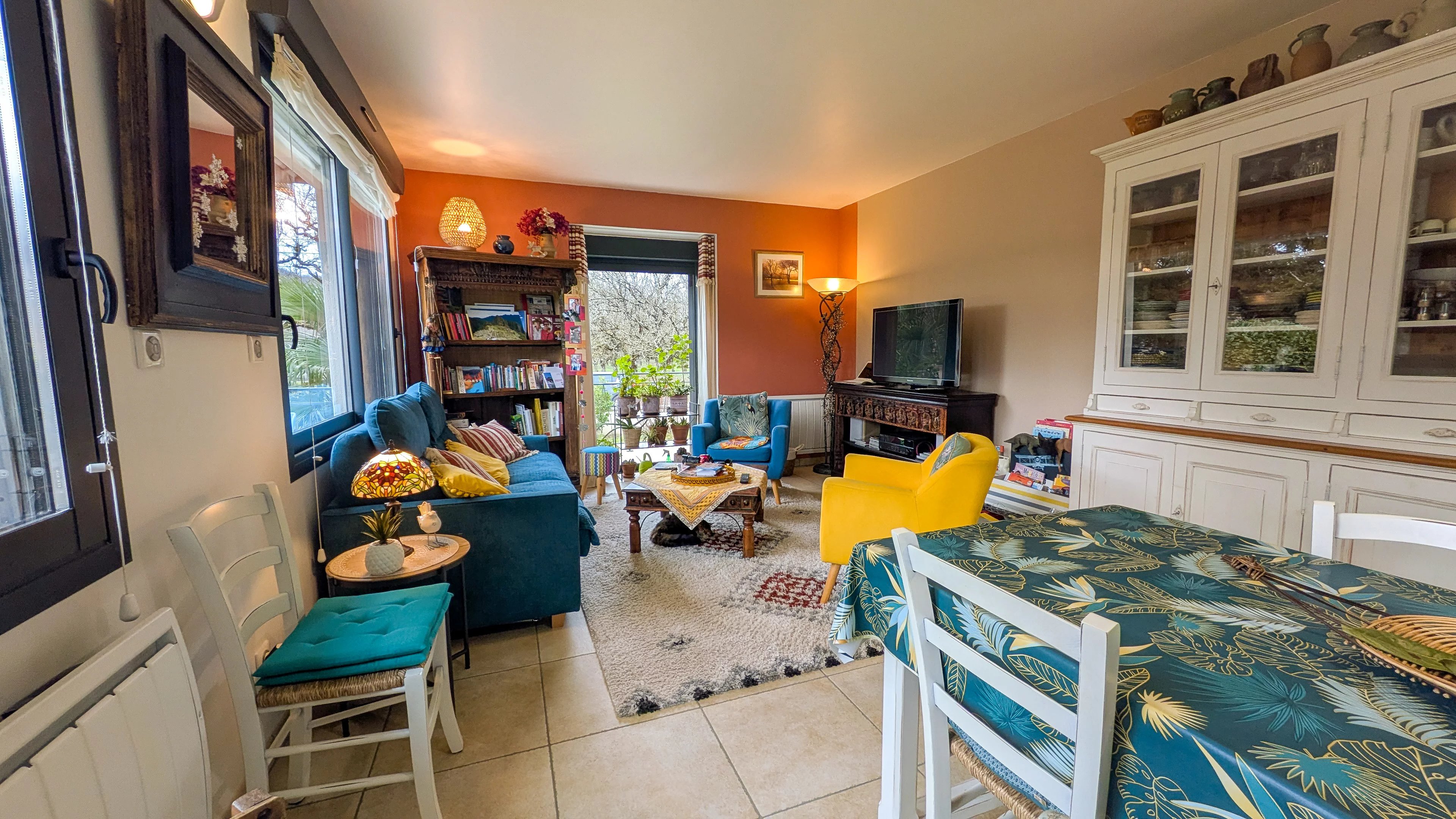 House in Saint-Sozy - Image 4