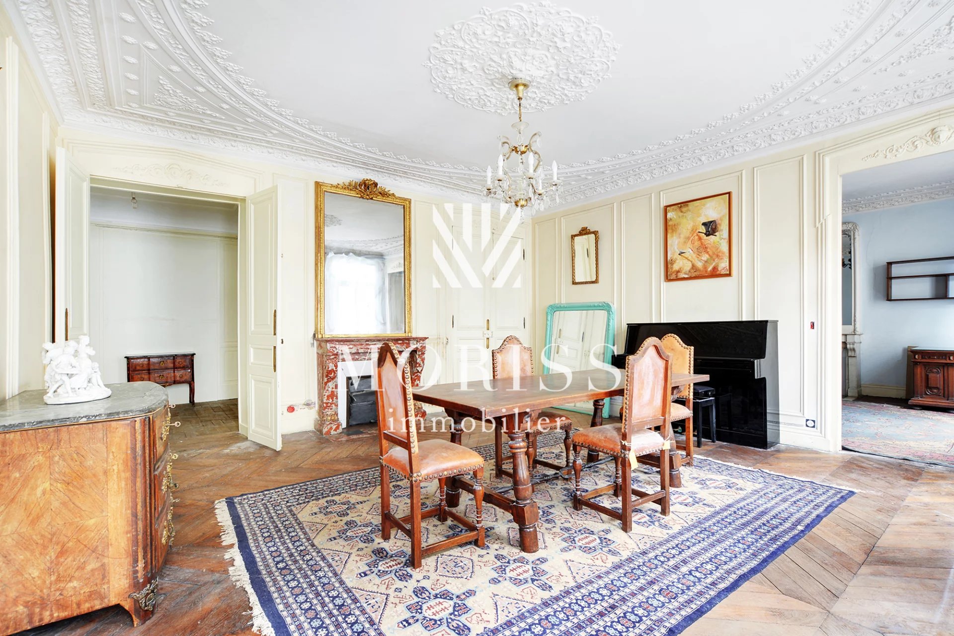 APPARTEMENT -5 PIÈCES-PARIS 17 - Image Array