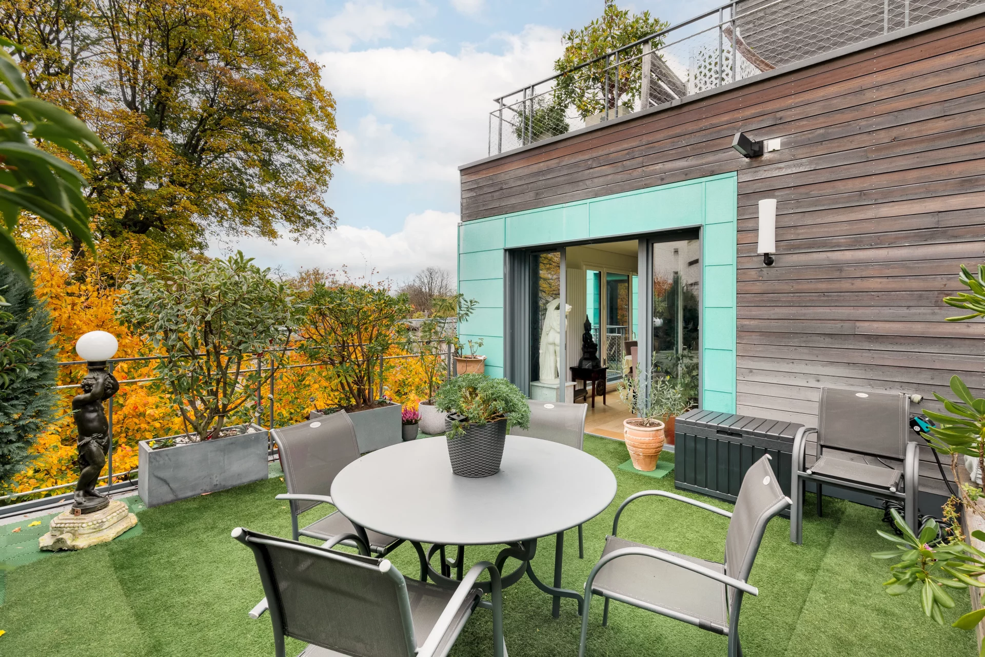 Paris 18e - MONTMARTRE / ABBESSES