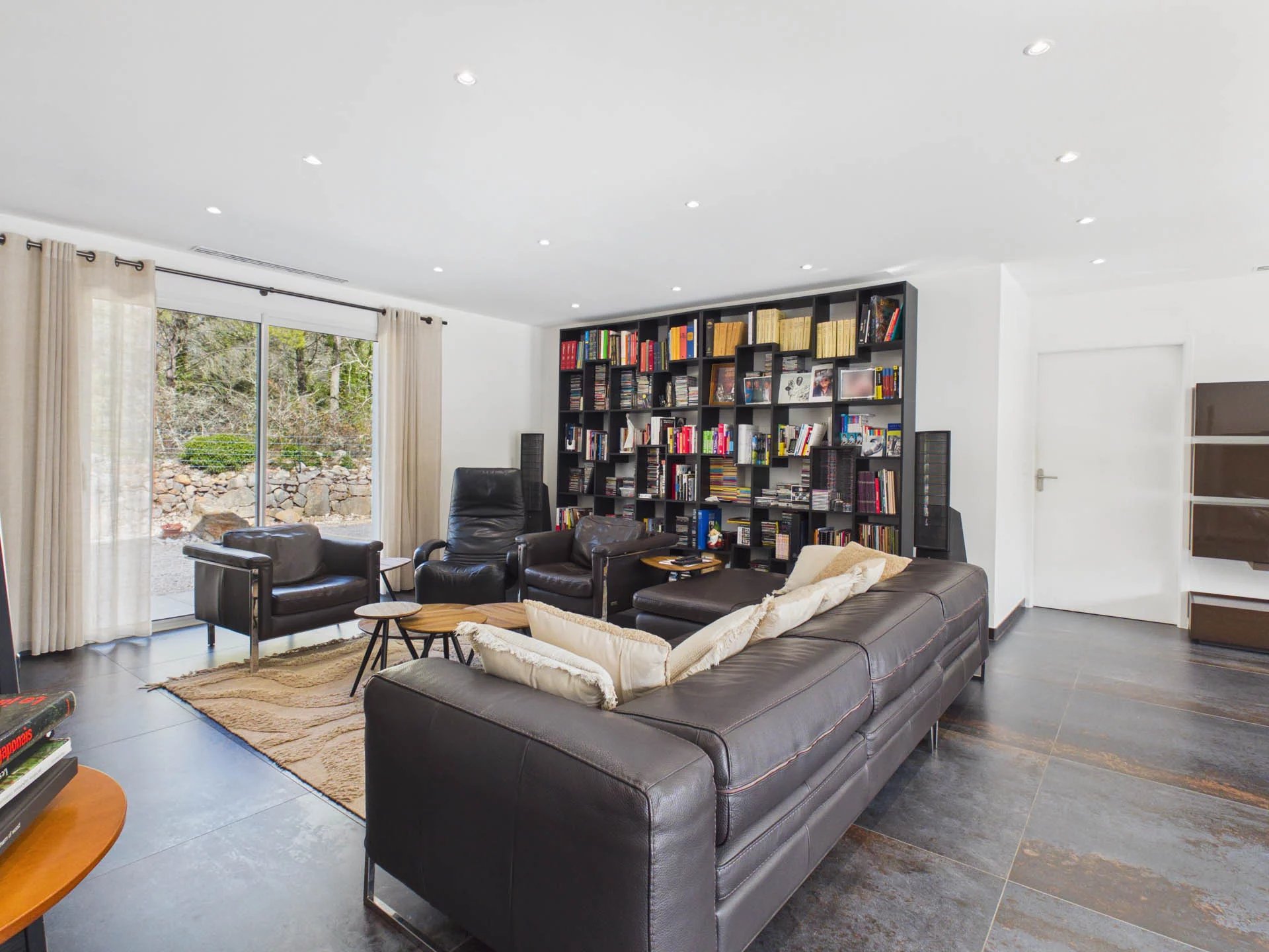 MODERN SINGLE-STOREY VILLA - FAYENCE