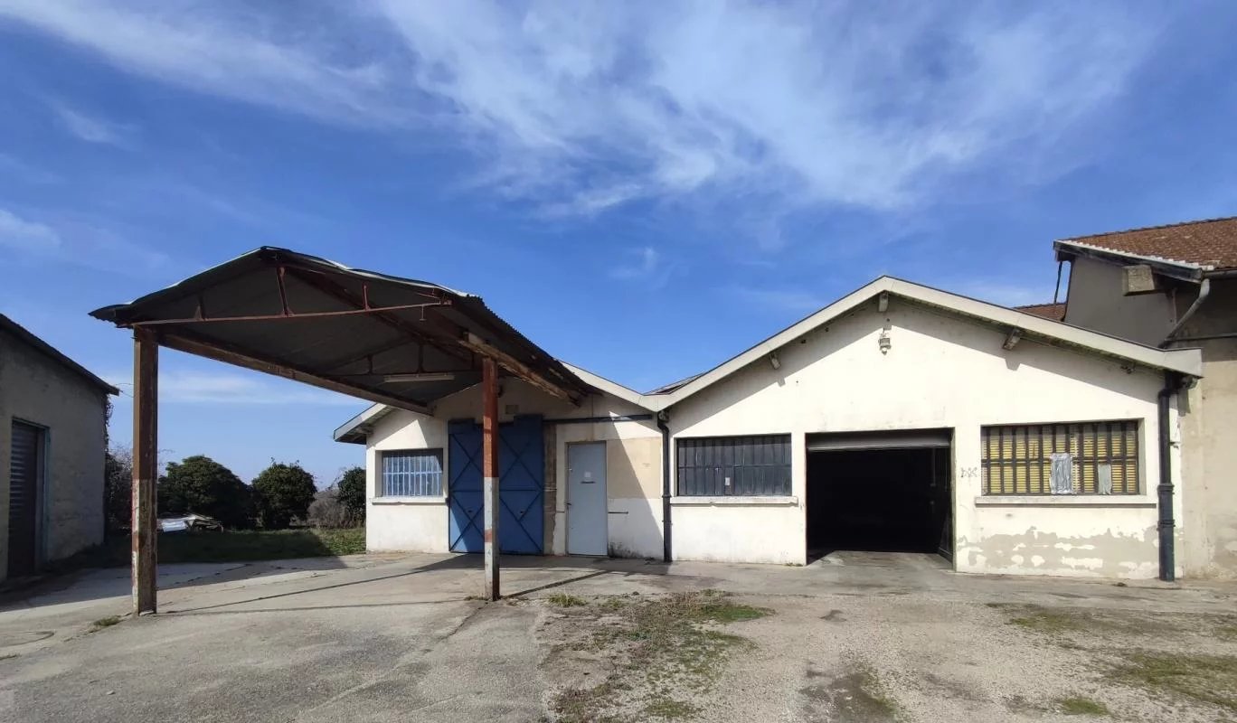 Location Commerce Hières-sur-Amby