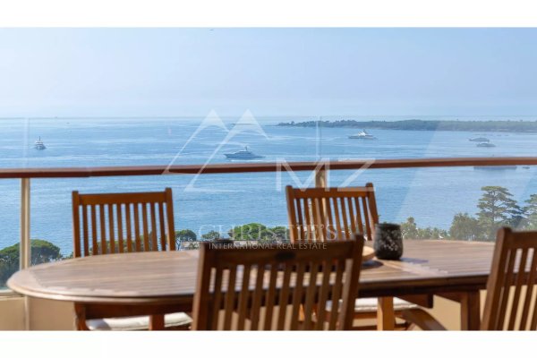 Superb corner apartment with breathtaking sea view — photo 6