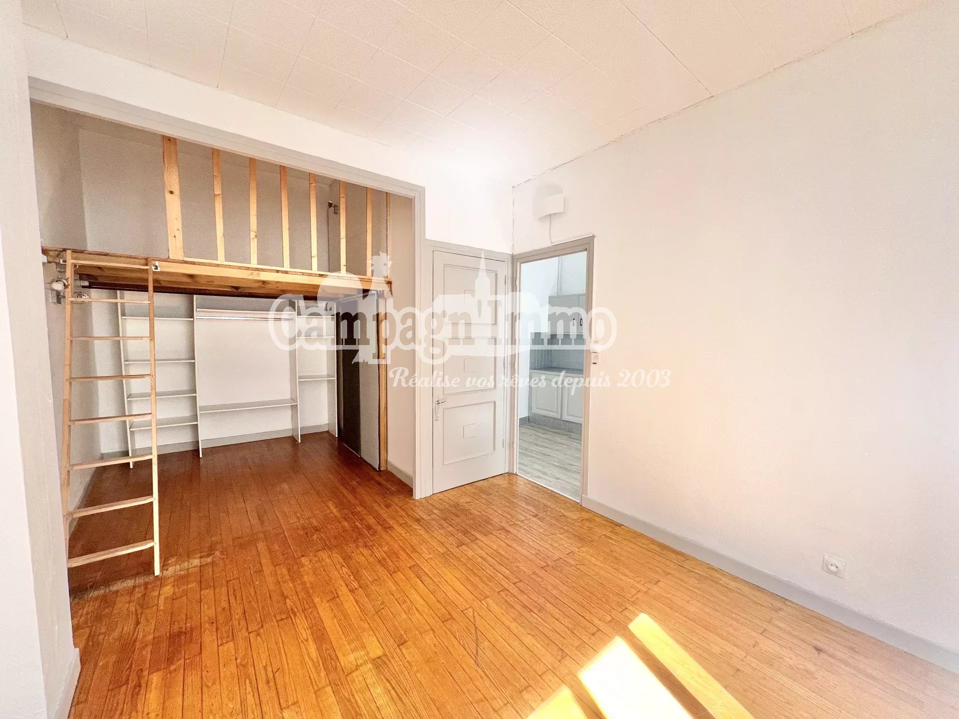 Agence immobilière de 