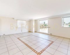 Antibes Villa for sale with Pool and Guest House — photo 8 of 8
