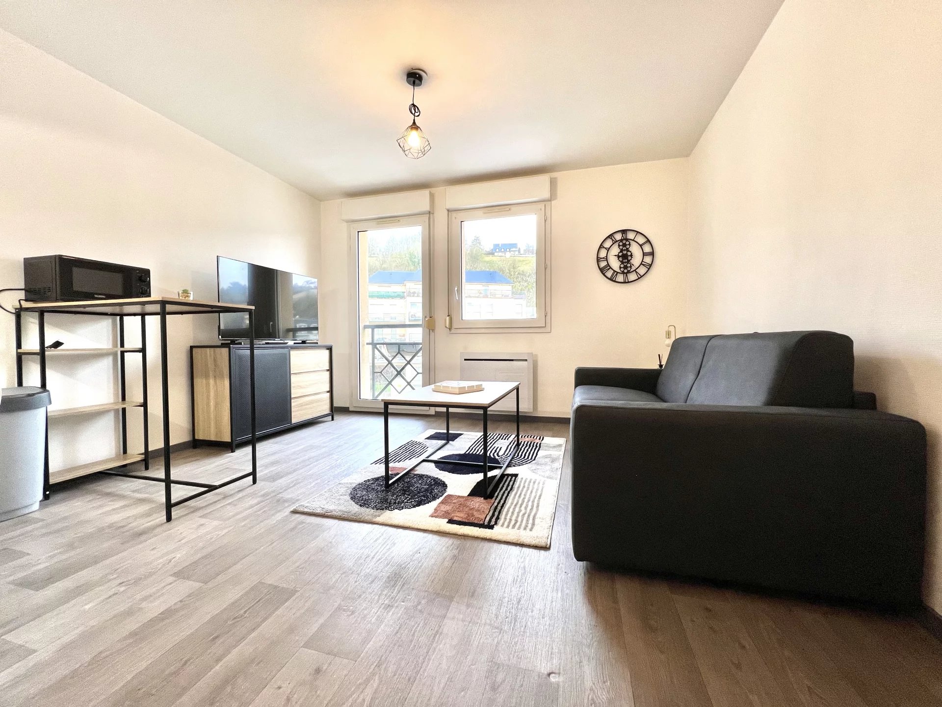 CENTRE VILLE - Studio MEUBLÉ de 21 m2