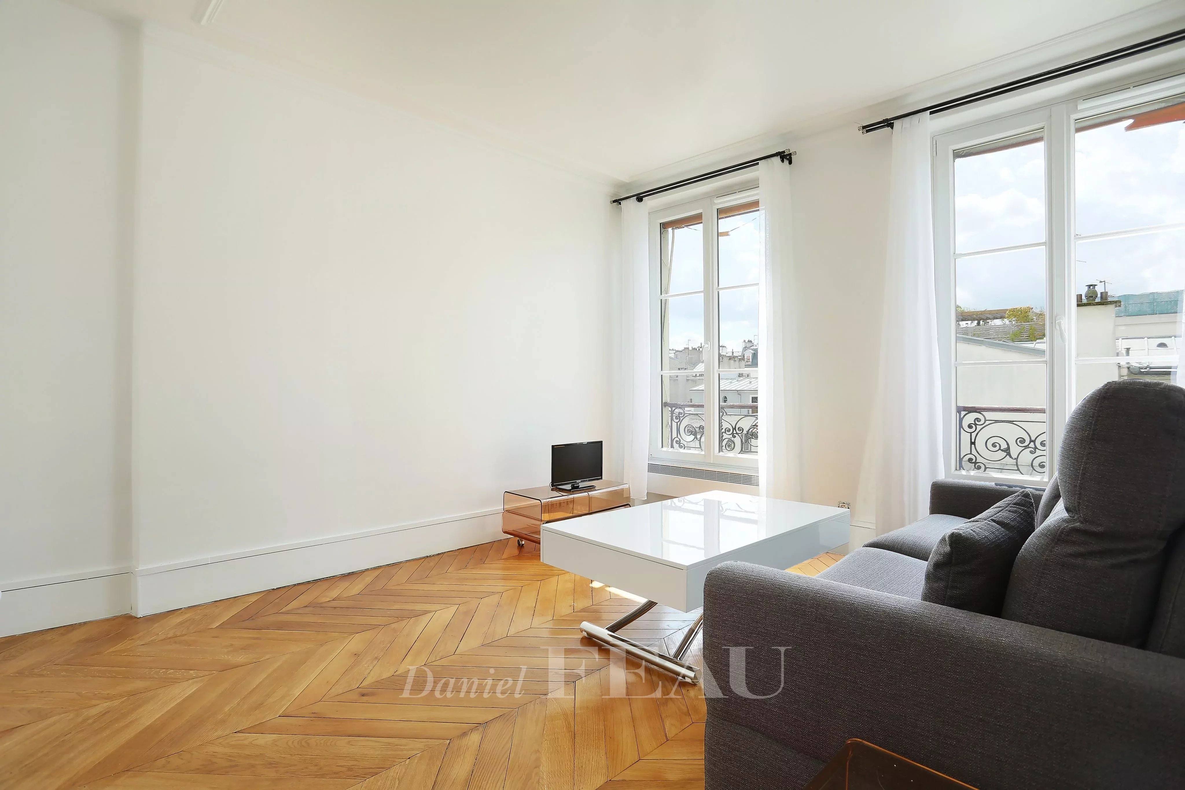 Rental Apartment Paris 18th