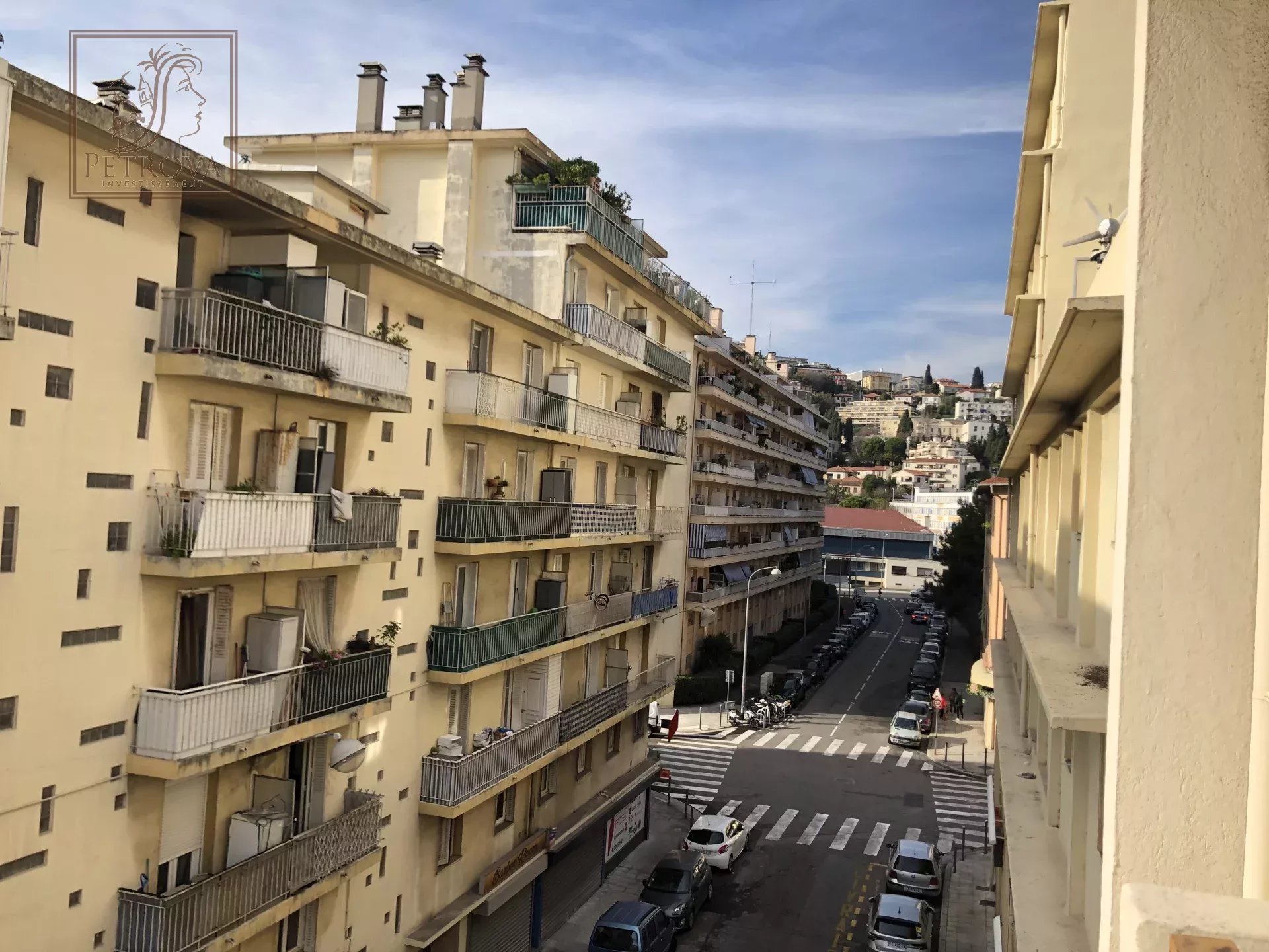 Agence immobilière de 