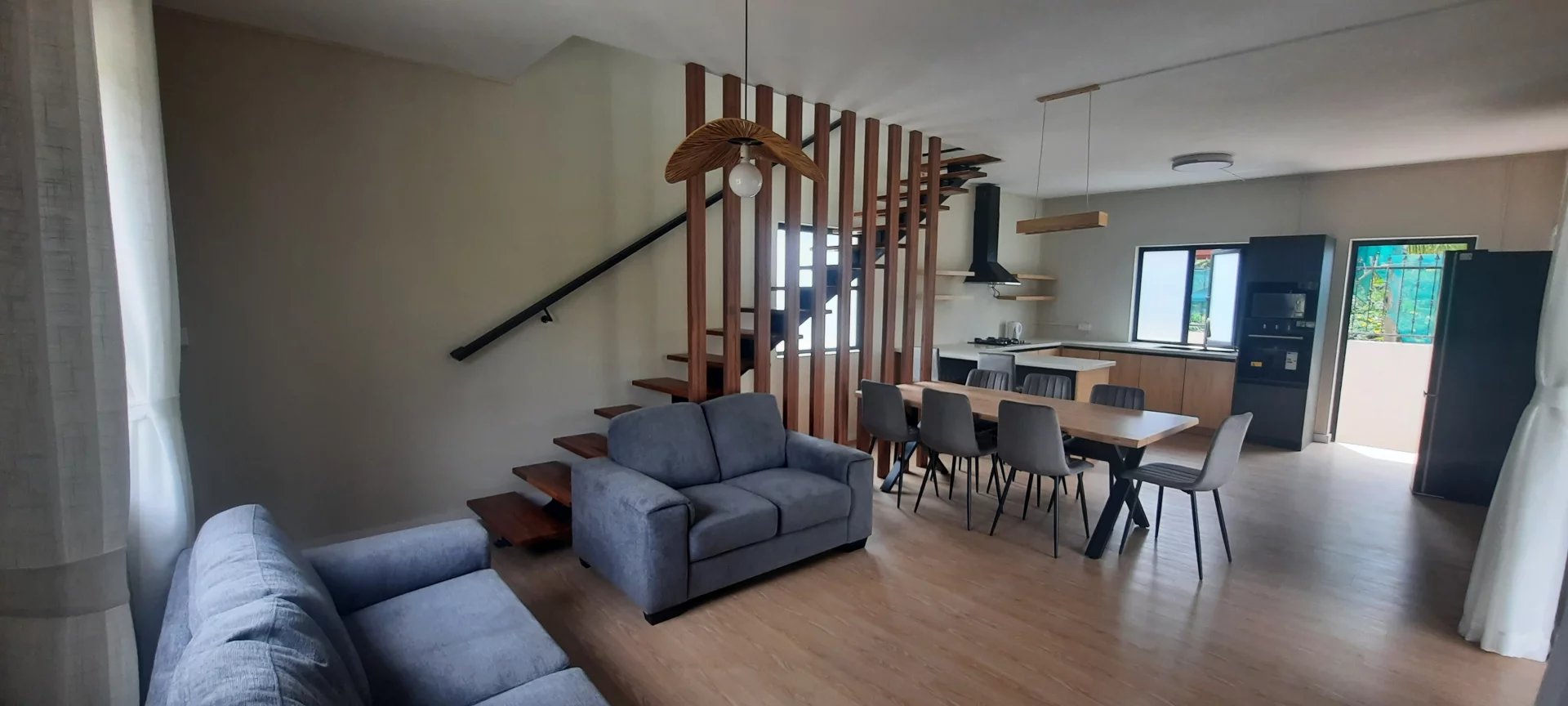 Ev Calodyne - picture 5