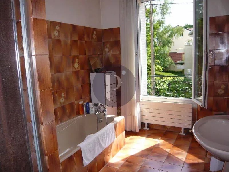 vente-maison-6-pieces-sceaux-83877529