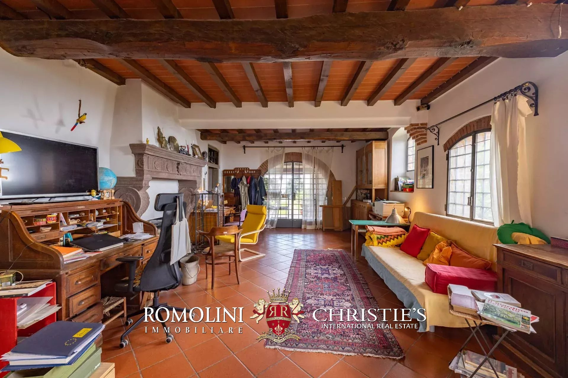 8 Bedroom Villa/Townhouse's Image 48