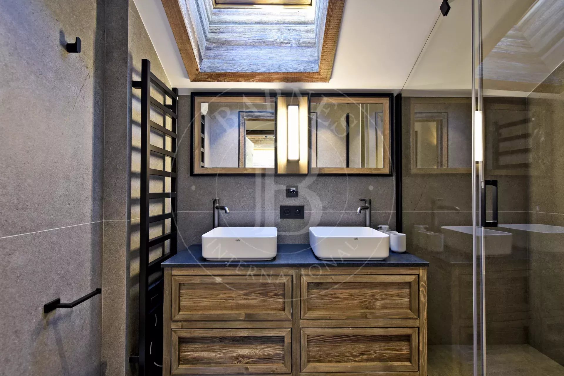 Méribel Superb 4-bedroom duplex apartment at Rond Point des Pistes