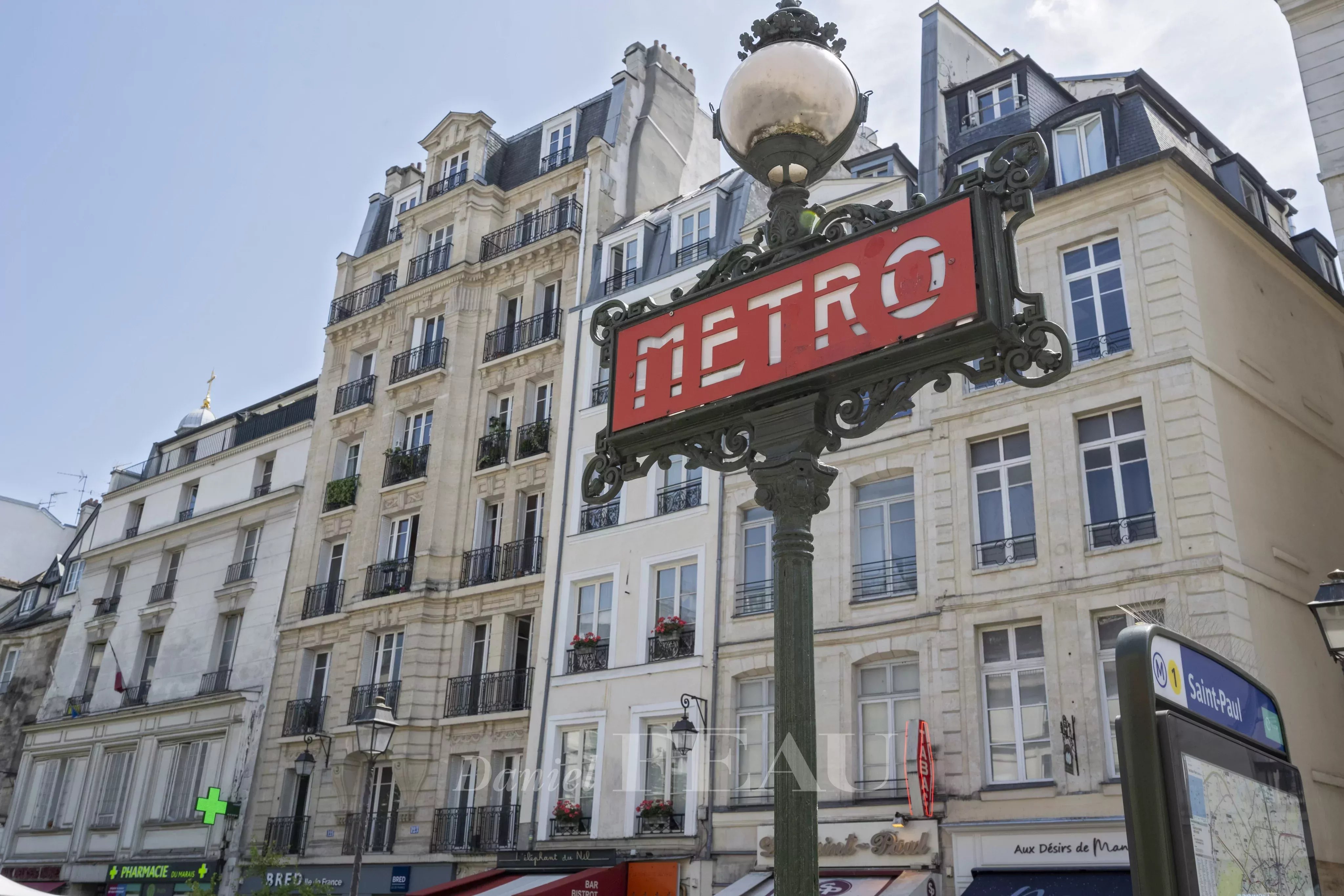 Sale Apartment Paris 4th