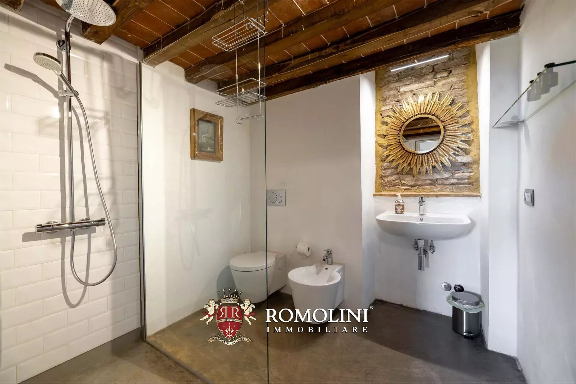 6 Bedroom Villa/Townhouse's Image 72