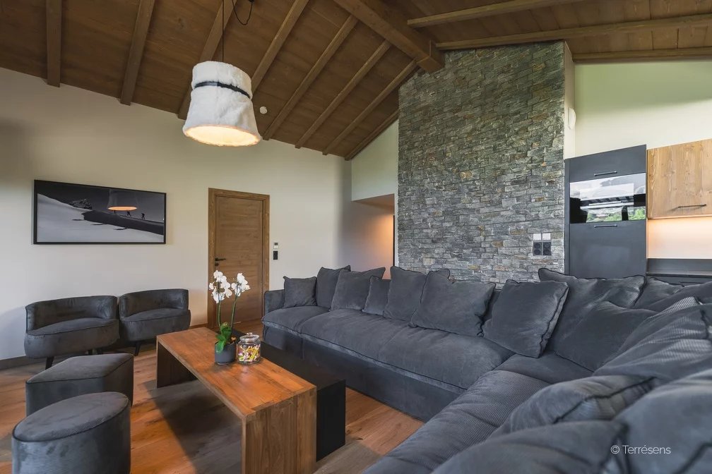 Unique new T6 in Megève