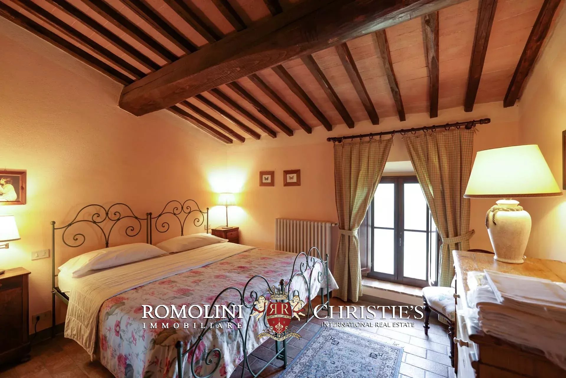 19 Bedroom Villa/Townhouse's Image 39