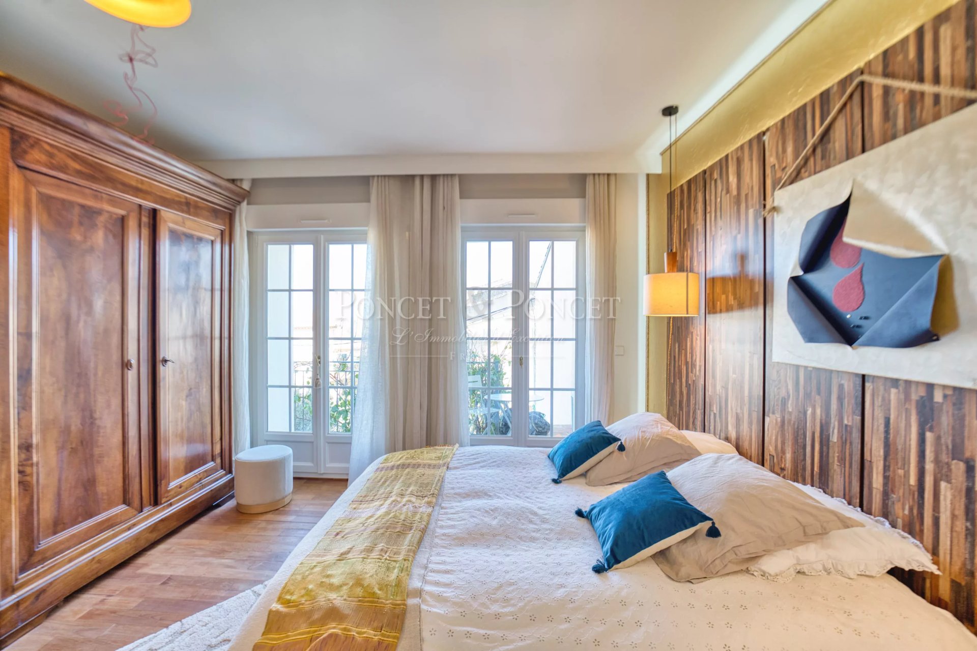 6 Bedroom Villa/Townhouse's Image 6