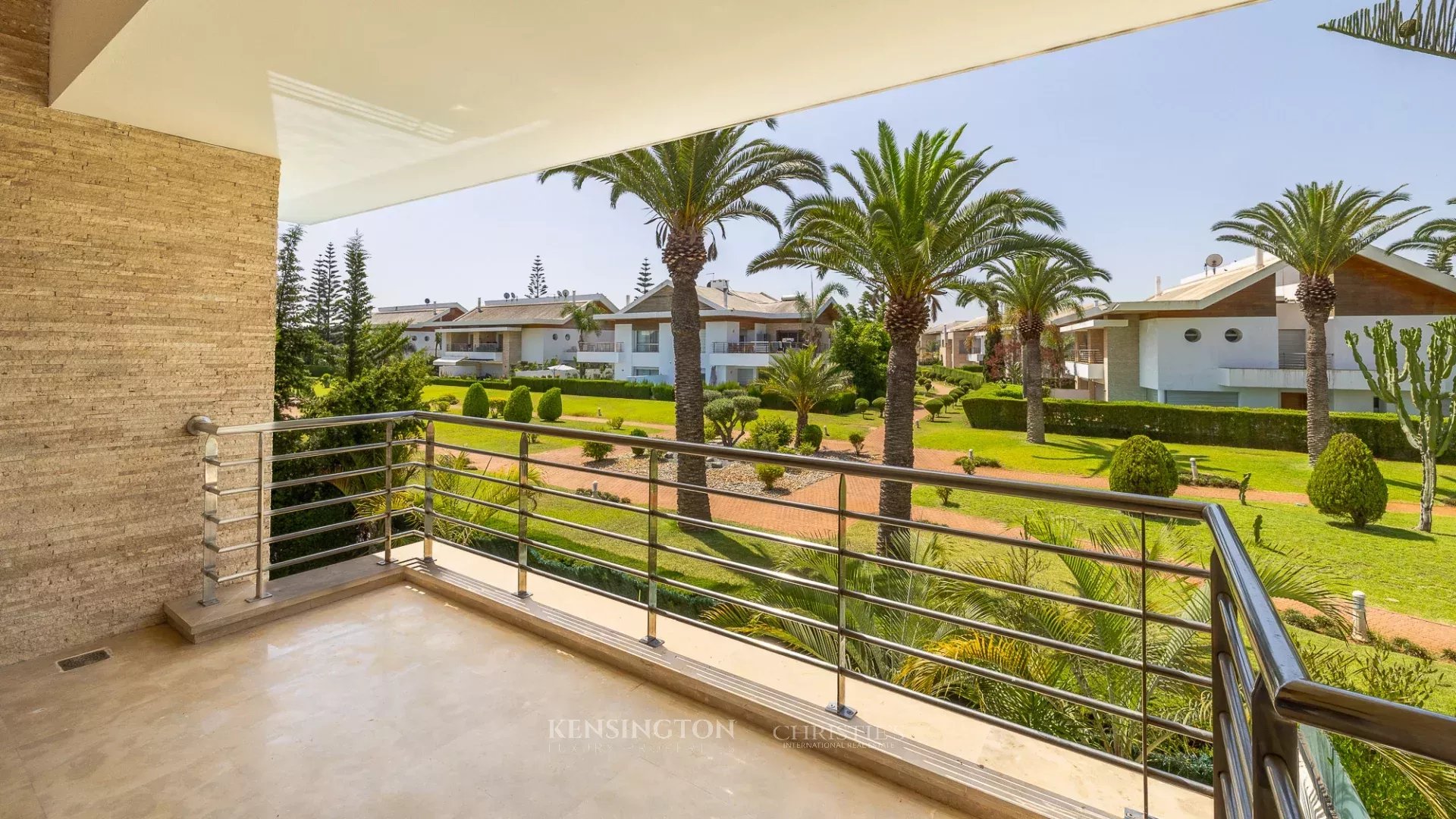 4 Bedroom Villa/Townhouse's Image 23